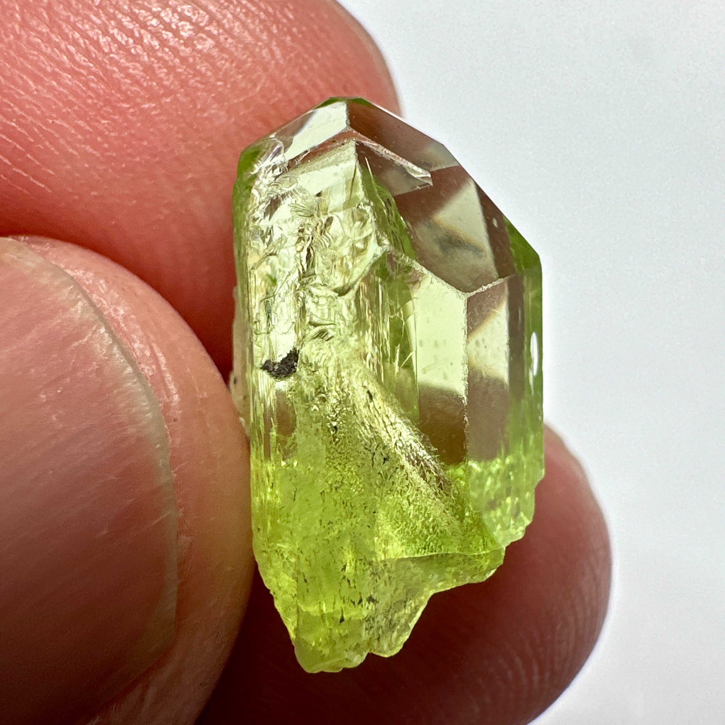 Diopside crystal, 1.5gm, Merelani, Tanzania - facetable portion