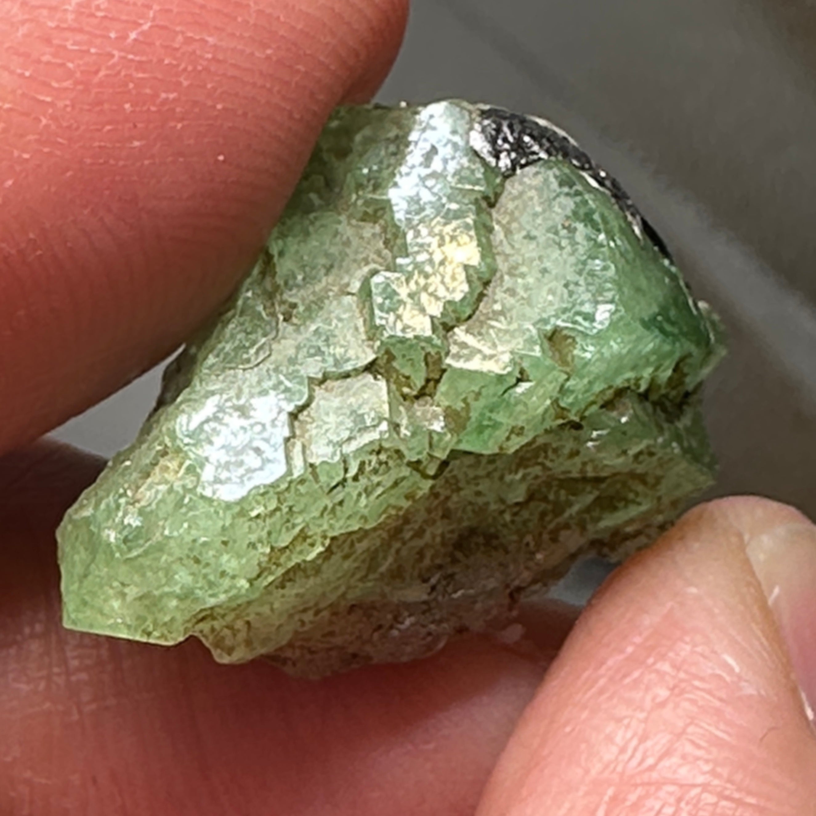 Tsavorite Crystal, 30.00ct, Merelani. Tanzania