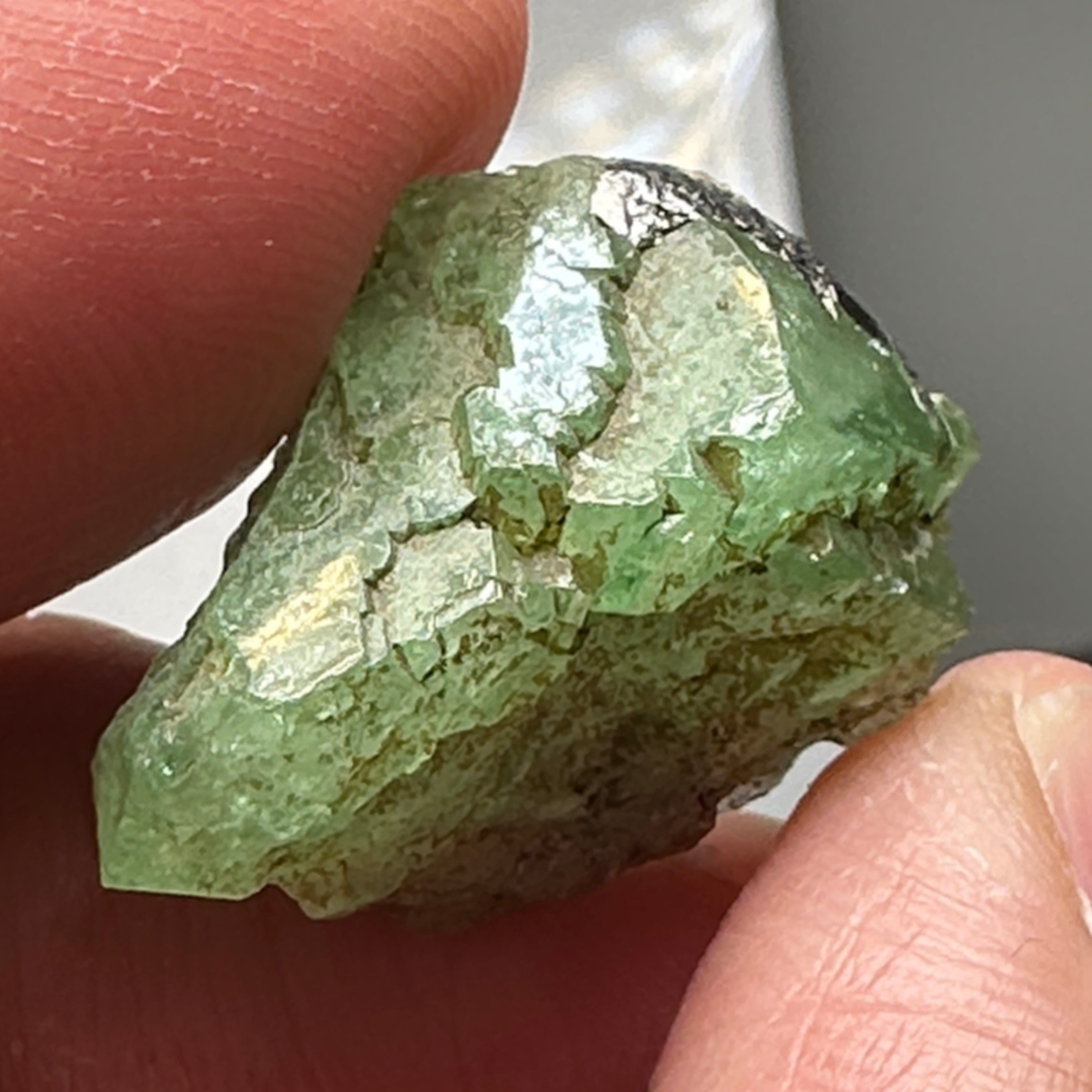 Tsavorite Crystal, 30.00ct, Merelani. Tanzania