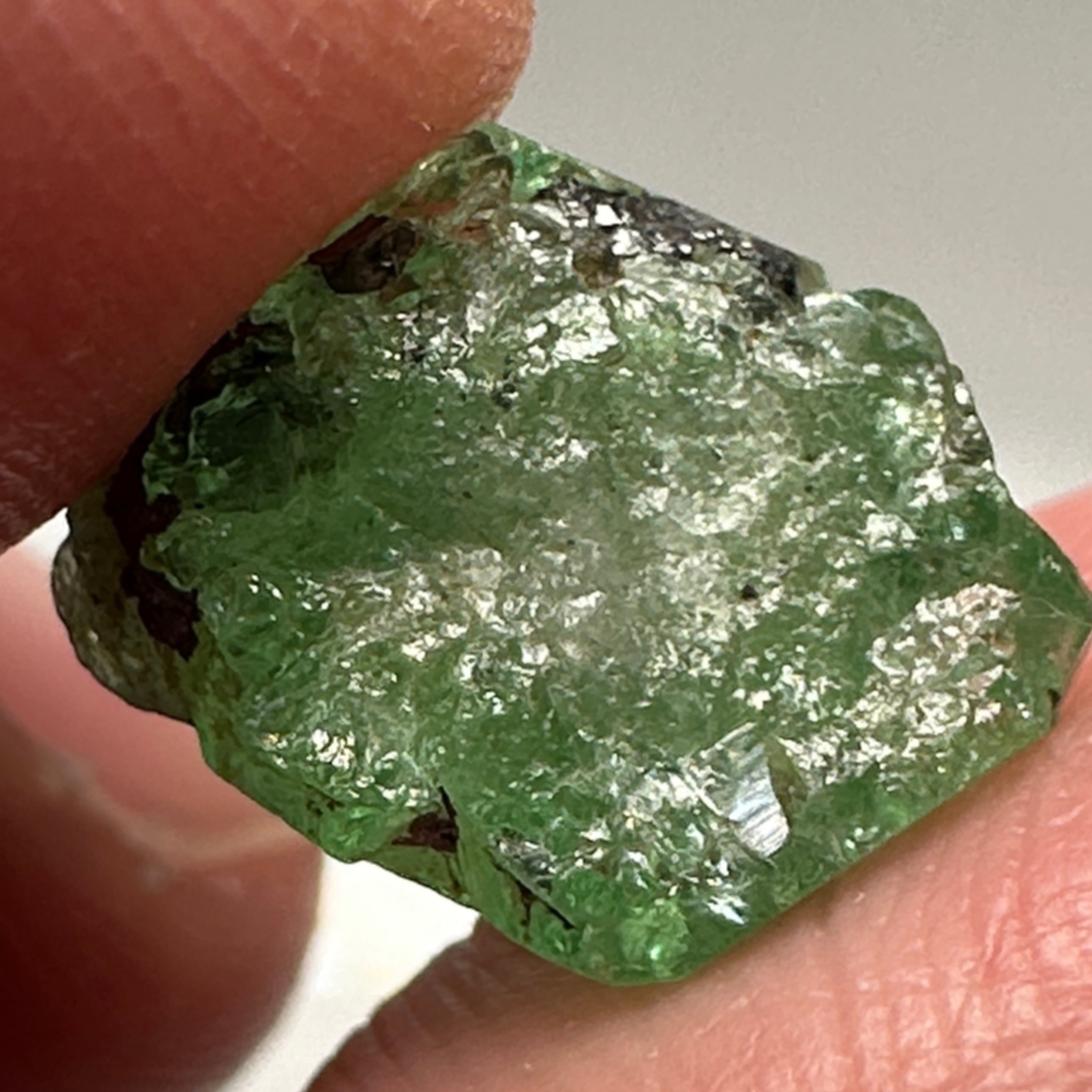 Tsavorite Crystal, 7.28ct, Merelani. Tanzania, Untreated Unheated