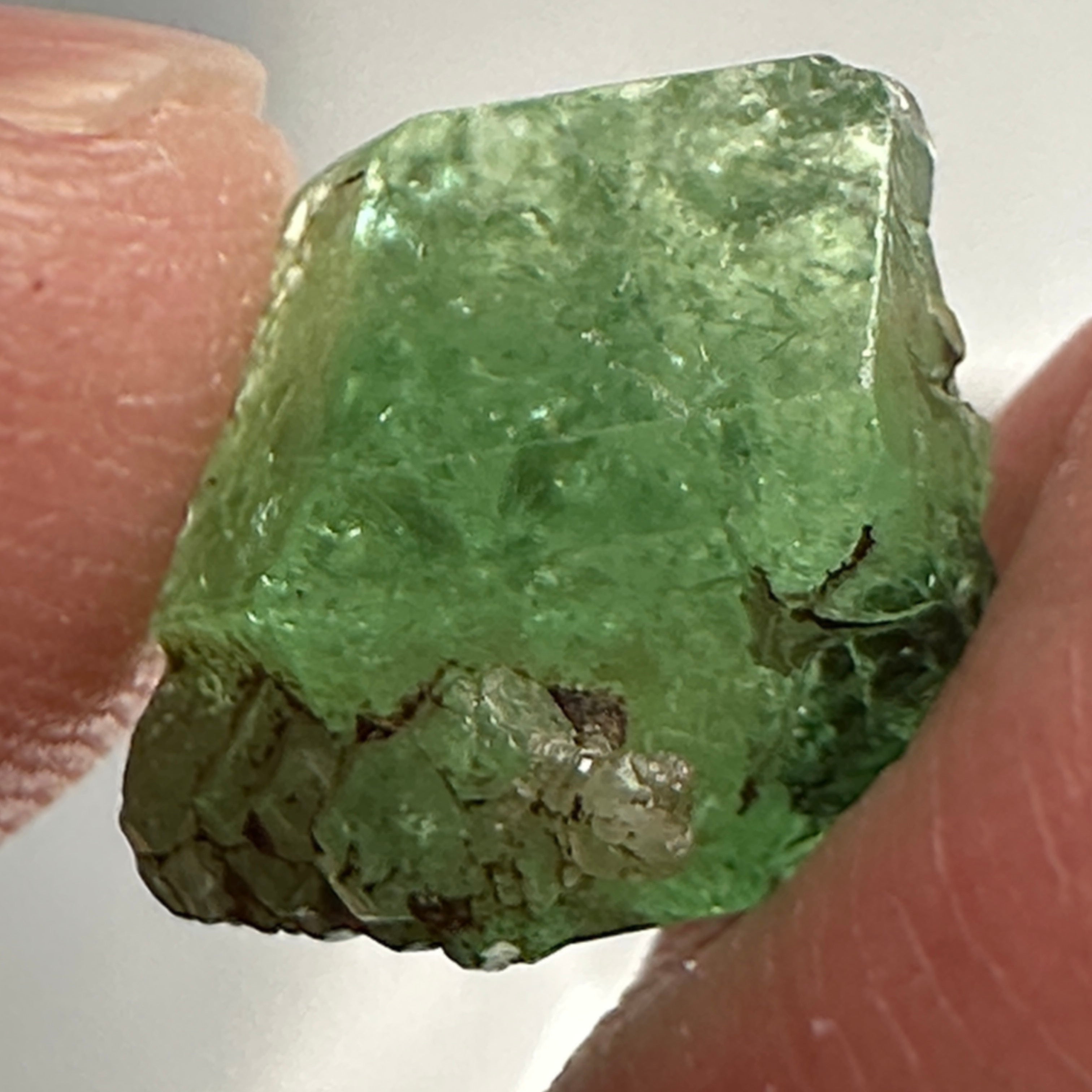 Tsavorite Crystal, 7.28ct, Merelani. Tanzania, Untreated Unheated