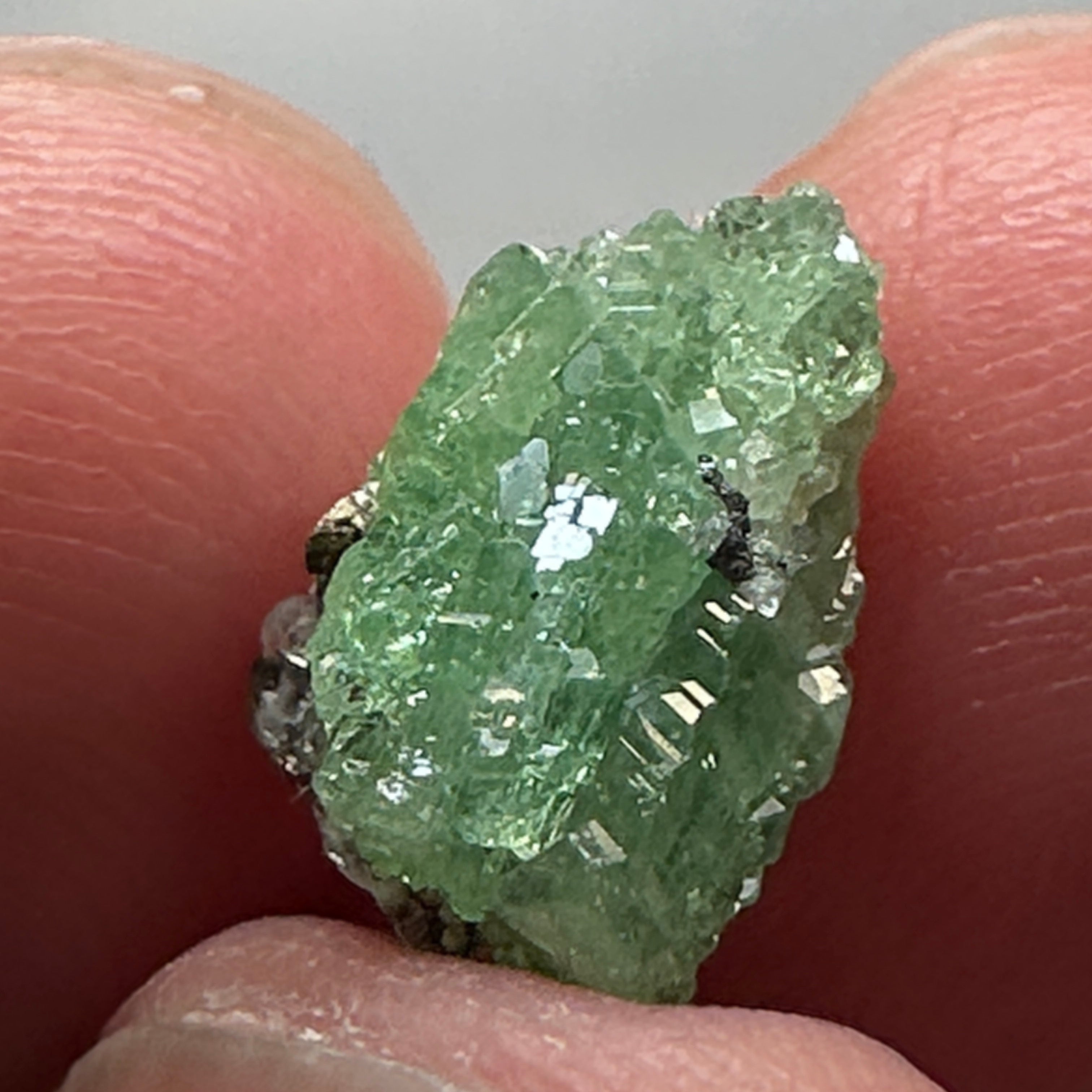 Tsavorite Crystal, 3.89ct, Merelani. Tanzania, Untreated Unheated