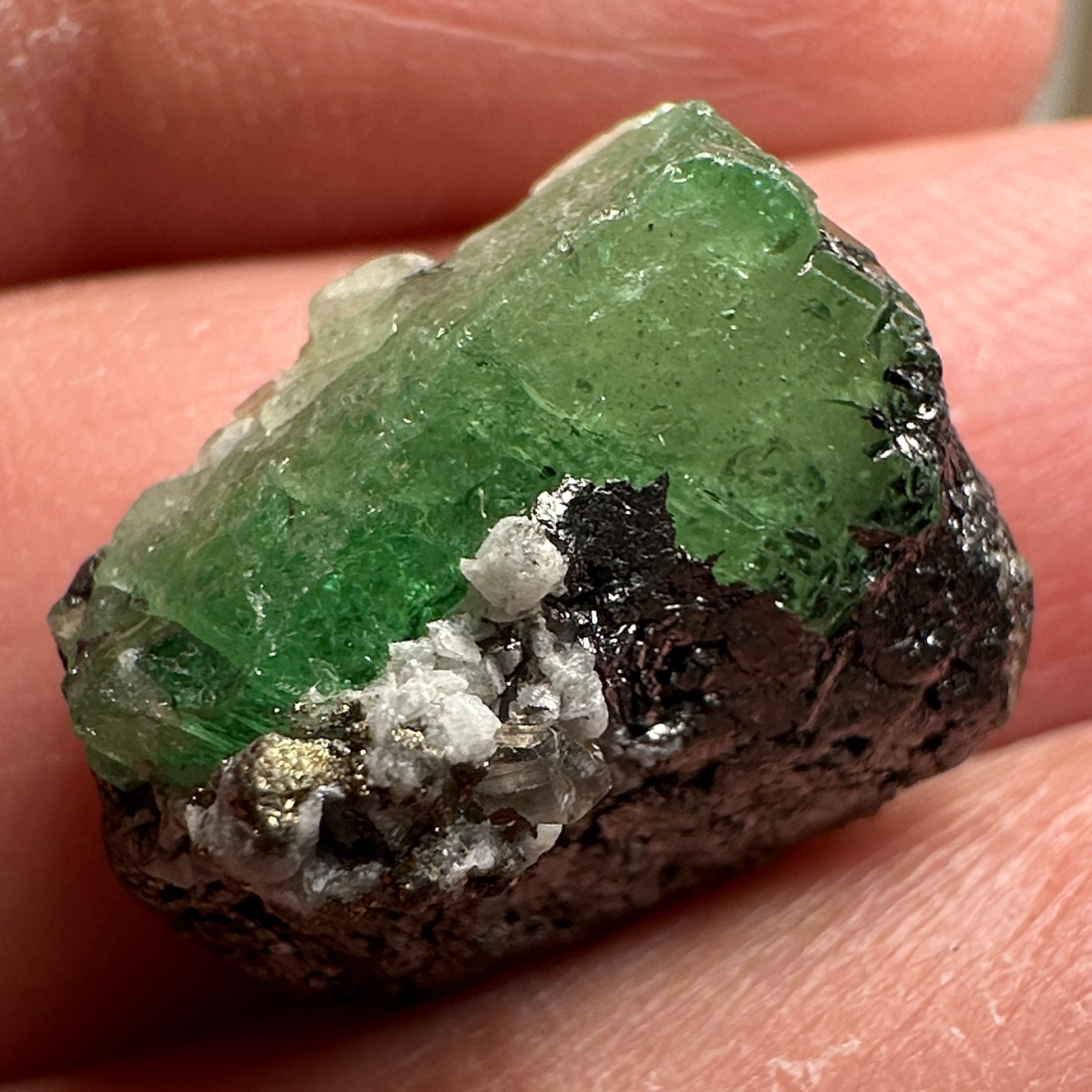 Tsavorite Crystal on Matrix. 13.73ct, Merelani. Tanzania, Untreated Unheated