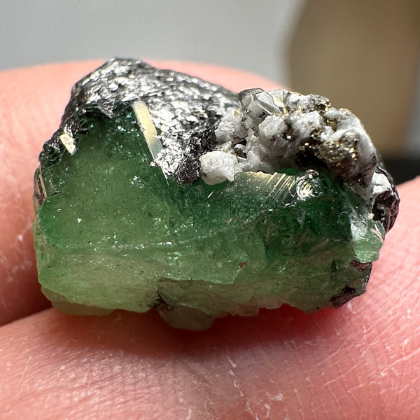 Tsavorite Crystal on Matrix. 13.73ct, Merelani. Tanzania, Untreated Unheated