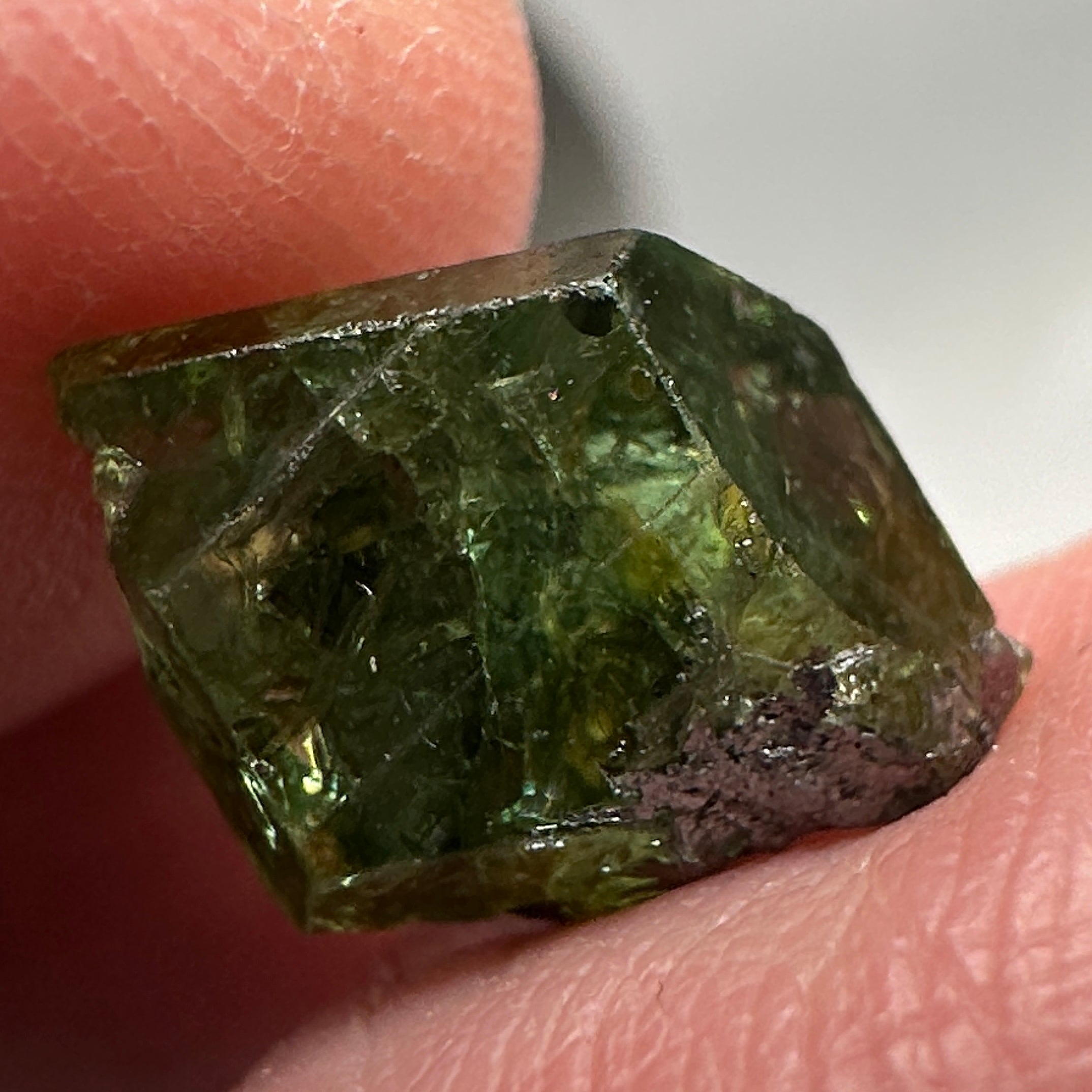 Tsavorite Crystal, 6.03ct, Merelani. Tanzania, Untreated Unheated