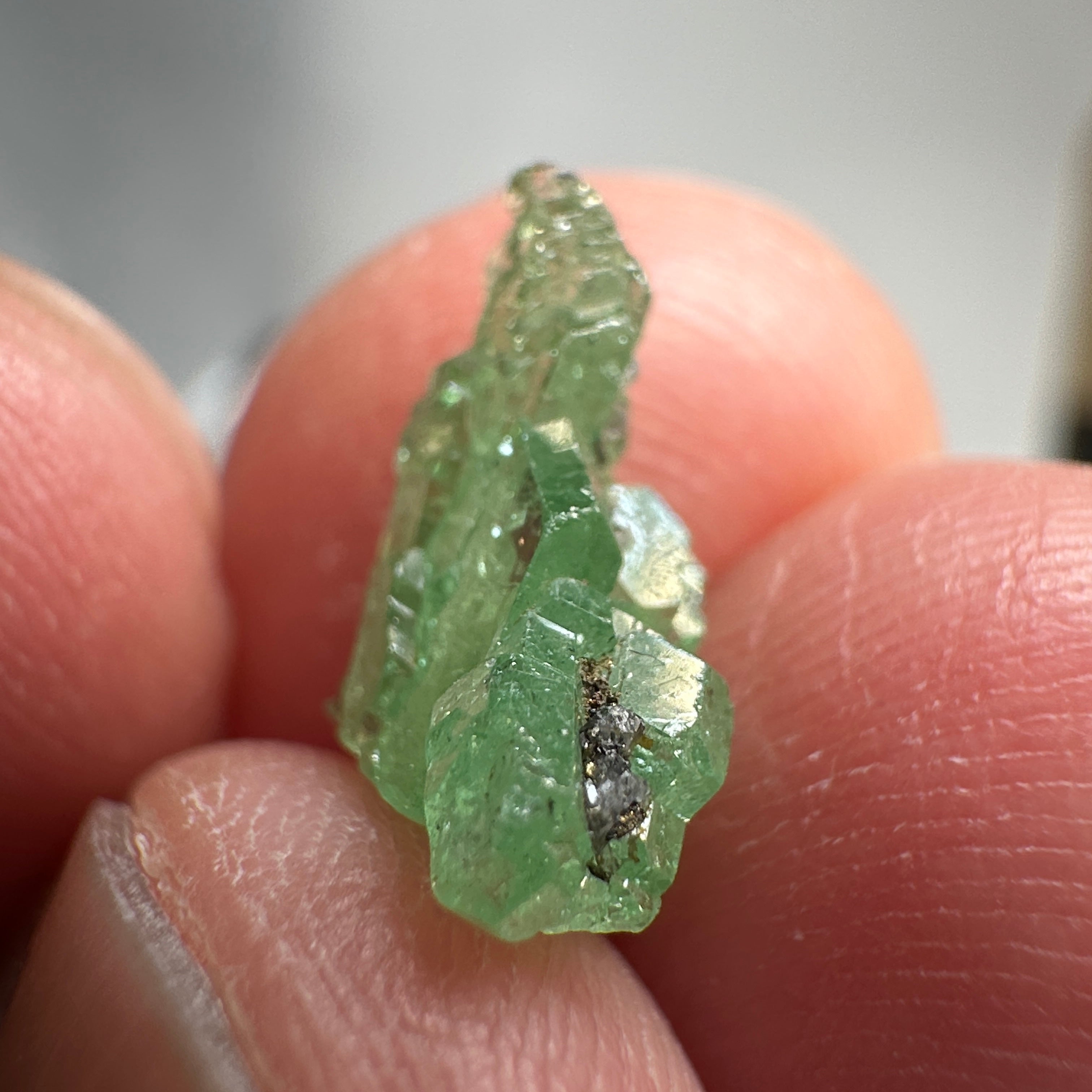 Tsavorite Crystal, 2.81ct, Merelani. Tanzania, Untreated Unheated