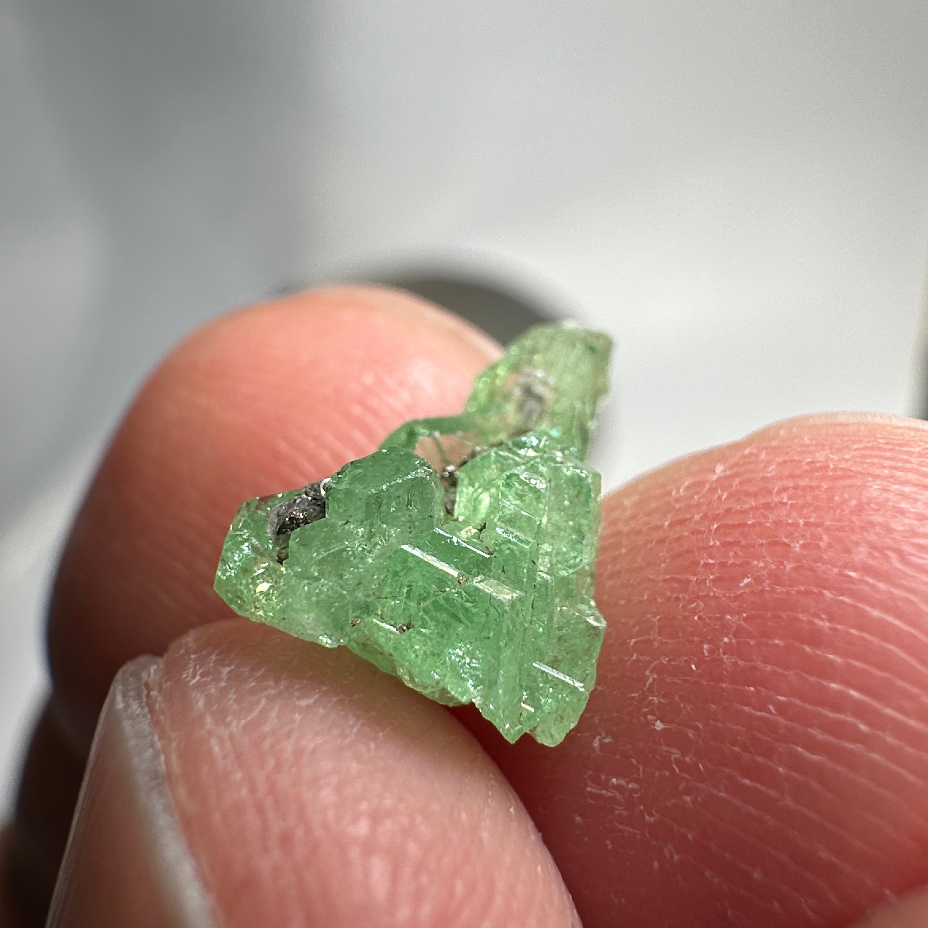 Tsavorite Crystal, 2.81ct, Merelani. Tanzania, Untreated Unheated