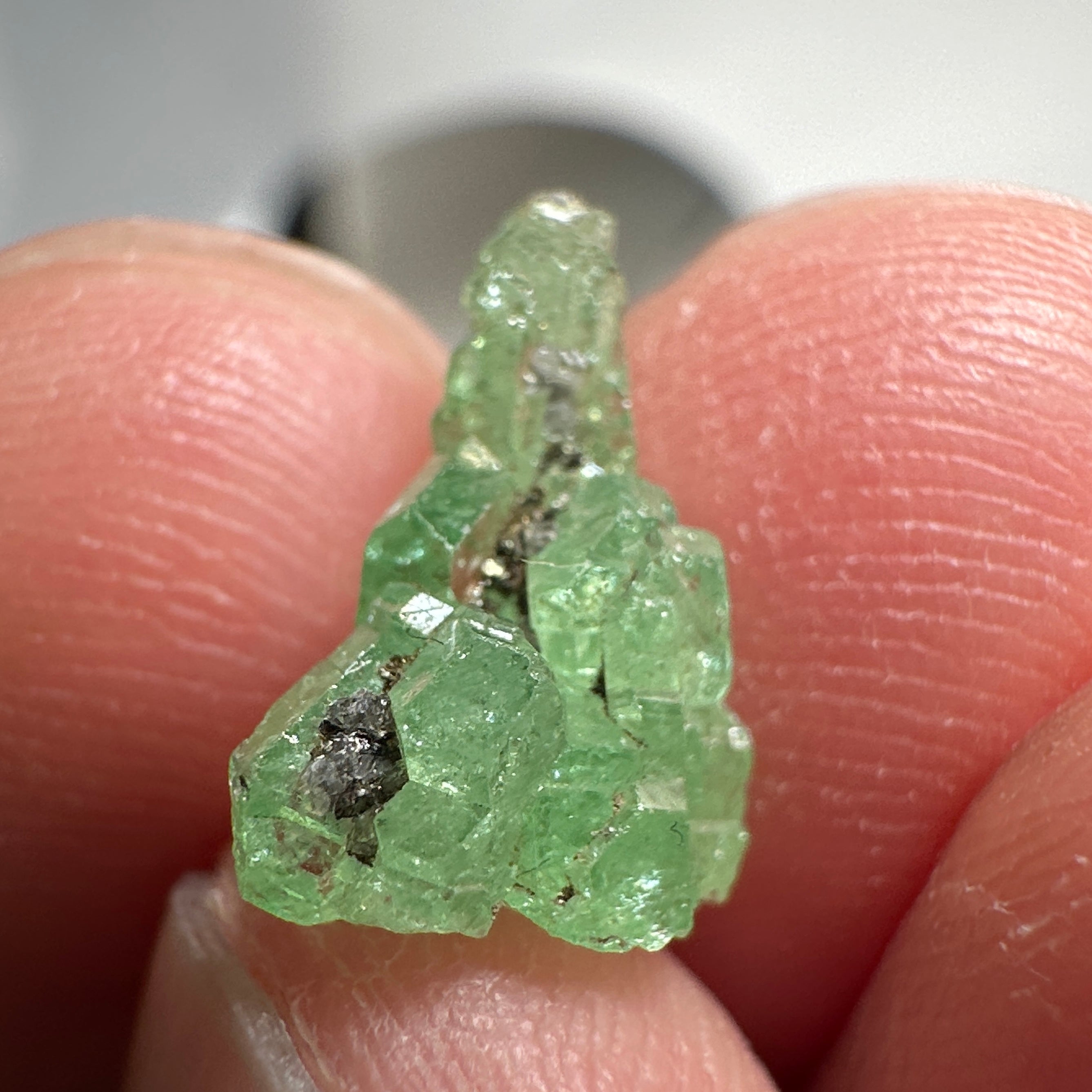 Tsavorite Crystal, 2.81ct, Merelani. Tanzania, Untreated Unheated