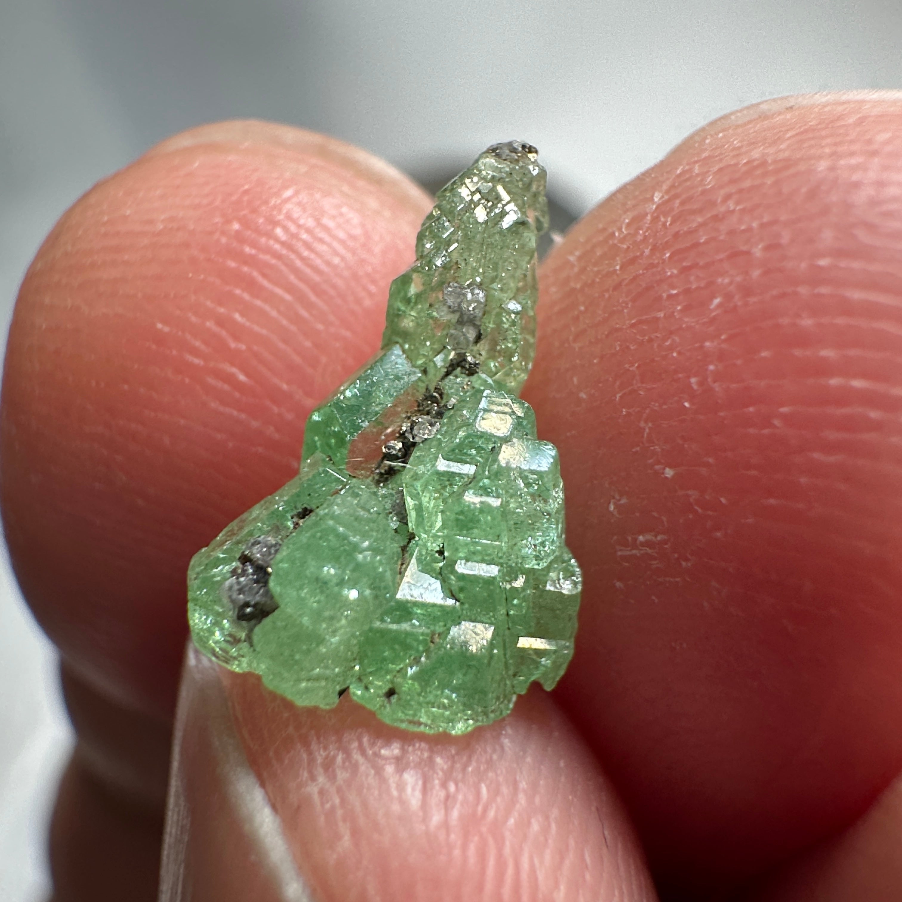 Tsavorite Crystal, 2.81ct, Merelani. Tanzania, Untreated Unheated