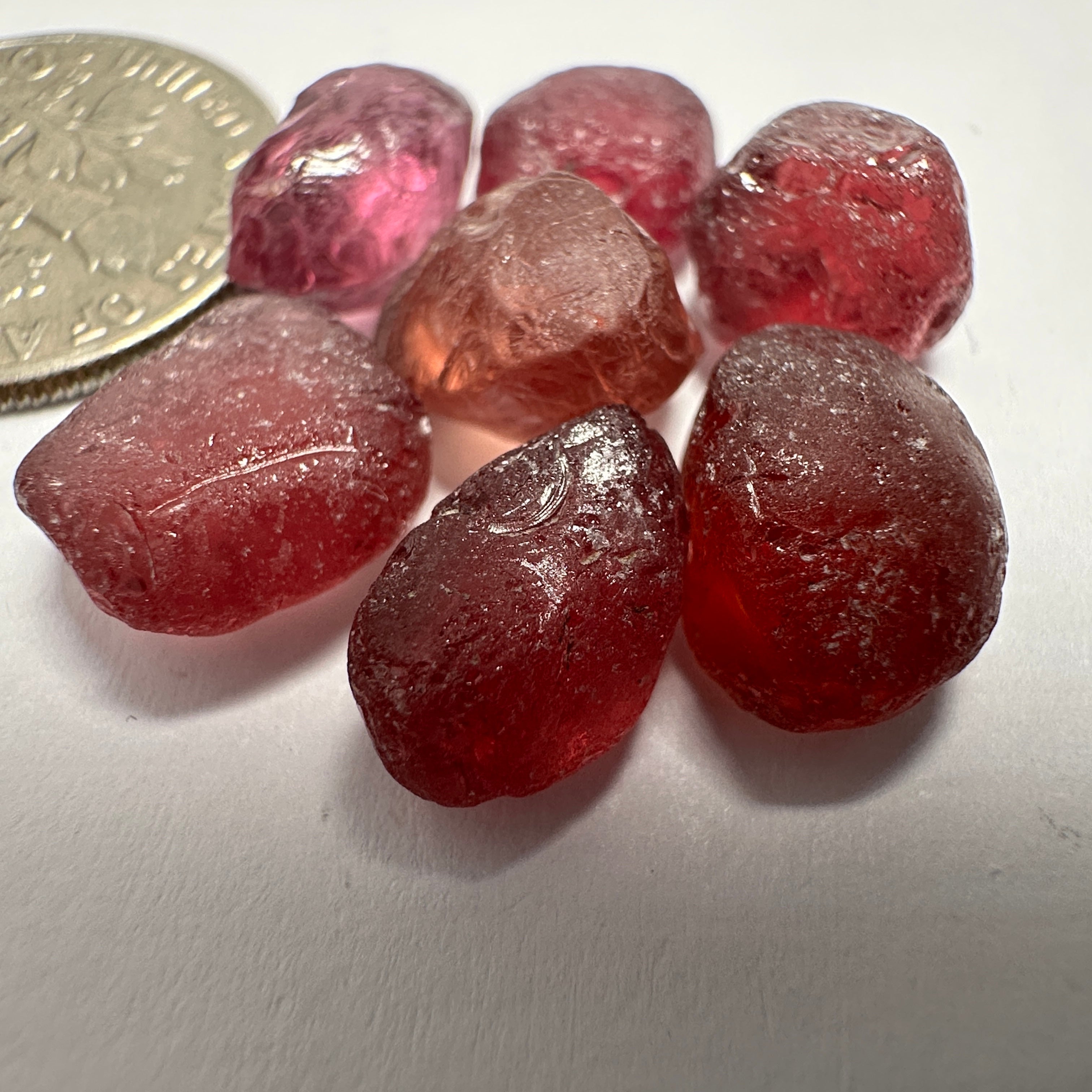 Mahenge Garnet Lot, 30.47ct, 7pcs lot, 4.35ct average. 1 pc flat shape, vs-vvs, Unheated Untreated, Tanzania