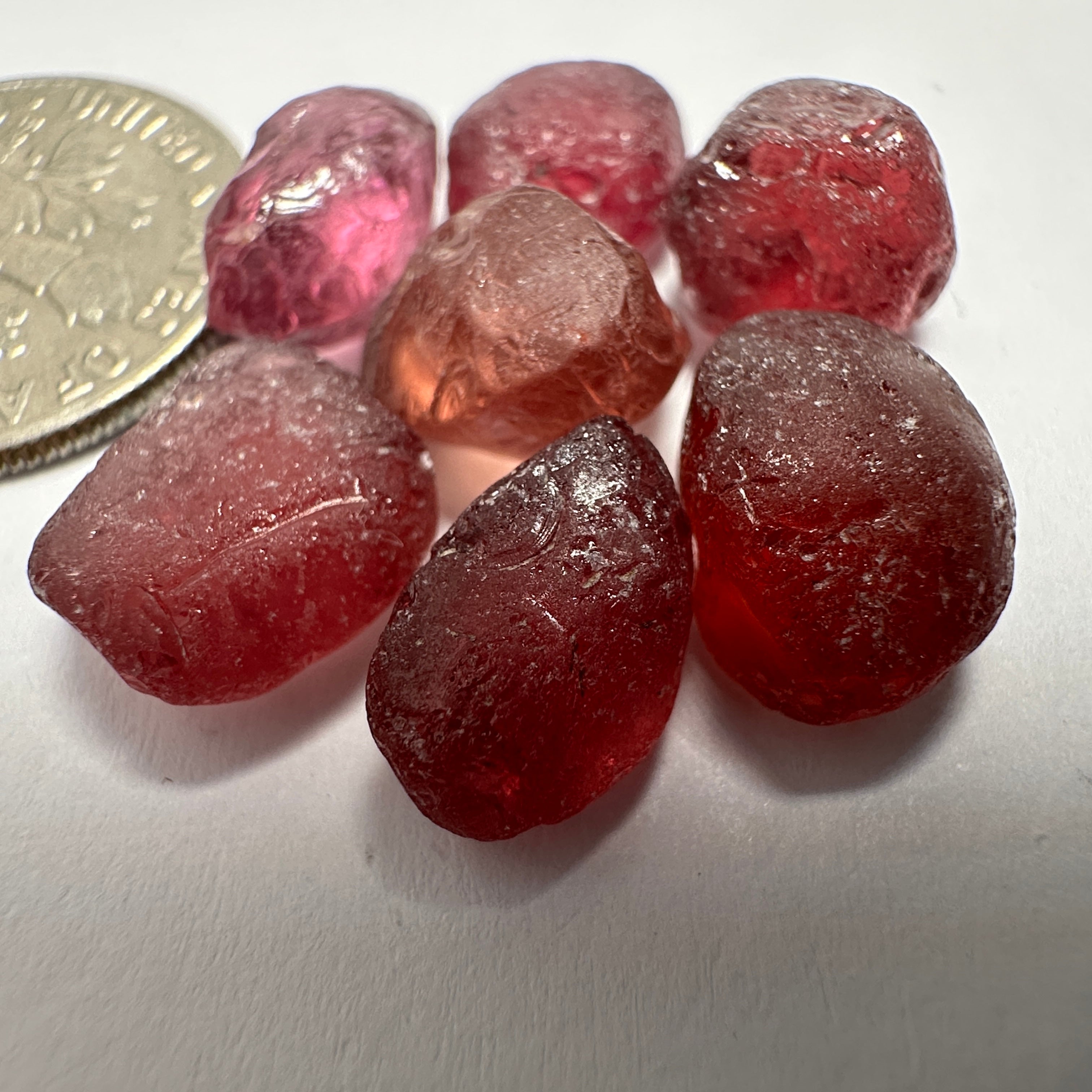 Mahenge Garnet Lot, 30.47ct, 7pcs lot, 4.35ct average. 1 pc flat shape, vs-vvs, Unheated Untreated, Tanzania