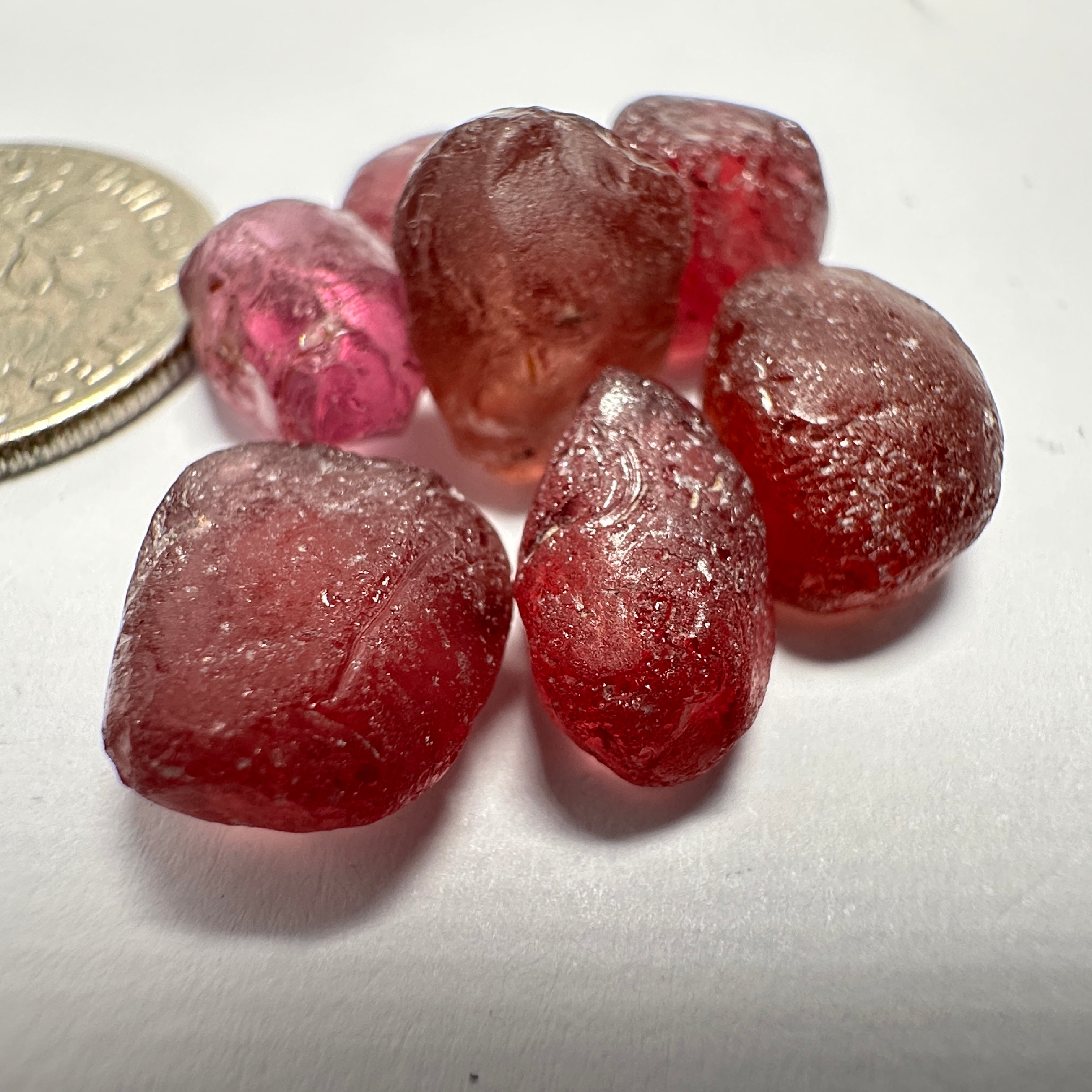 Mahenge Garnet Lot, 30.47ct, 7pcs lot, 4.35ct average. 1 pc flat shape, vs-vvs, Unheated Untreated, Tanzania