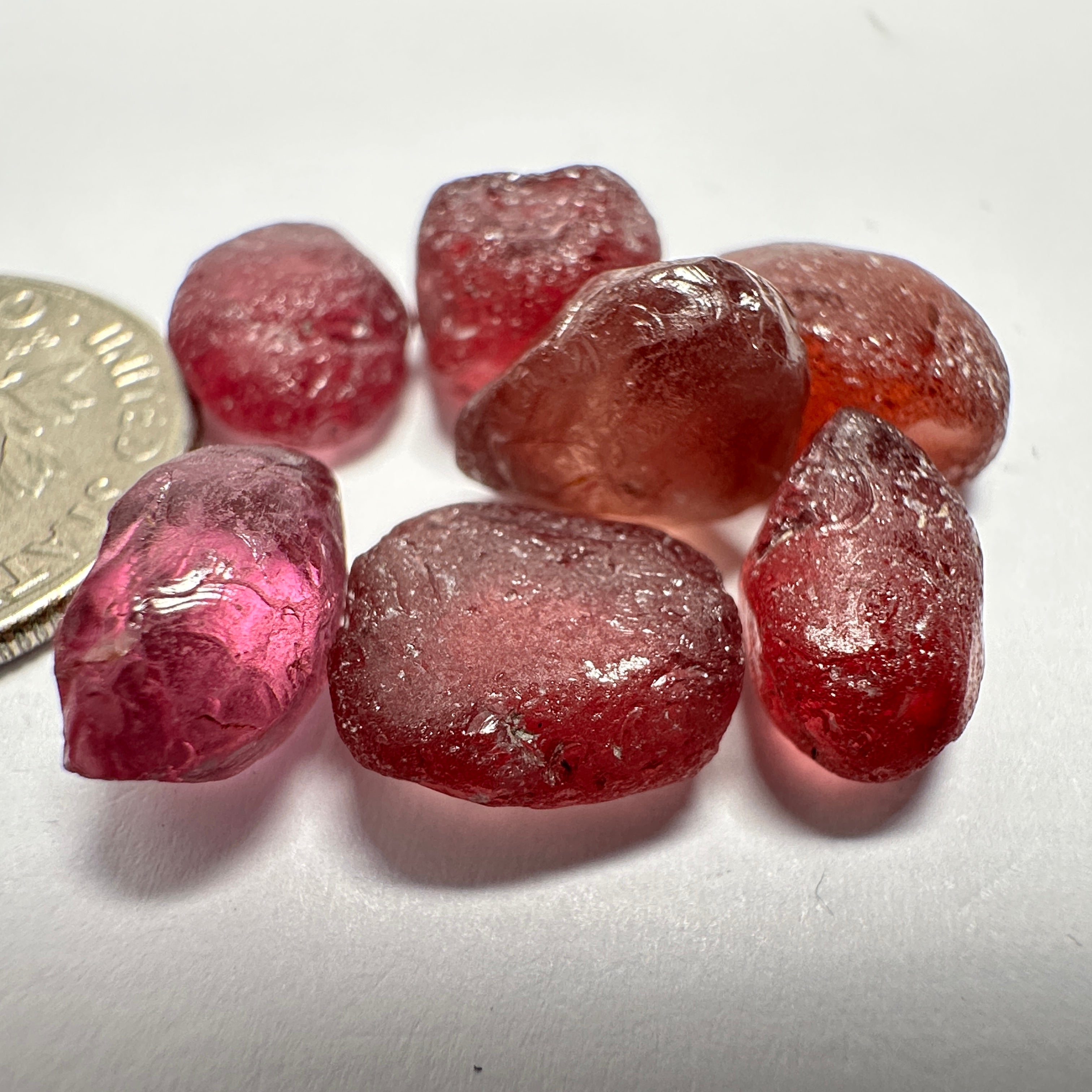 Mahenge Garnet Lot, 30.47ct, 7pcs lot, 4.35ct average. 1 pc flat shape, vs-vvs, Unheated Untreated, Tanzania