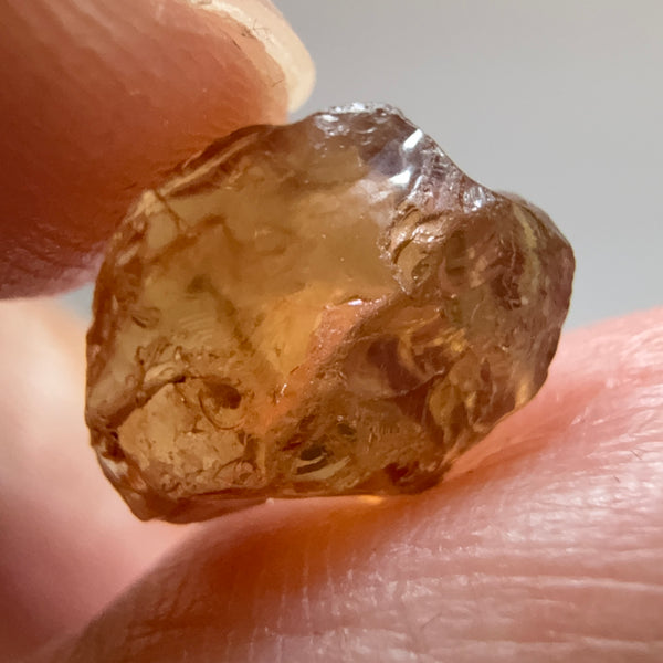 Malaya Garnet, 5.90ct, Untreated Unheated. Fingerprint inclusion right in the center