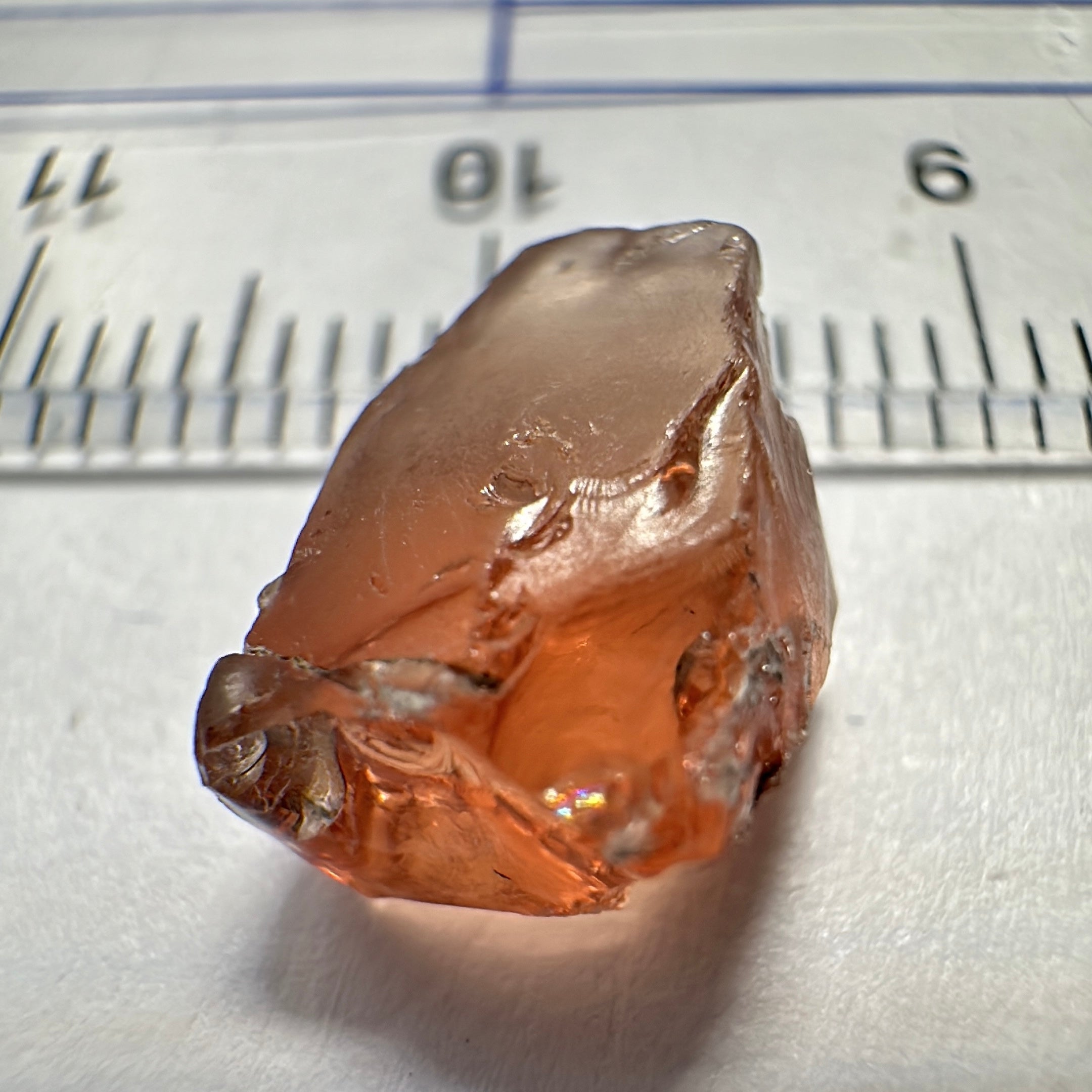 Peach Malaya Garnet, 5.10ct, vvs with very slight silk, slightly flattish shape, see pictures, Unheated Untreated, Umba Valley Tanzania