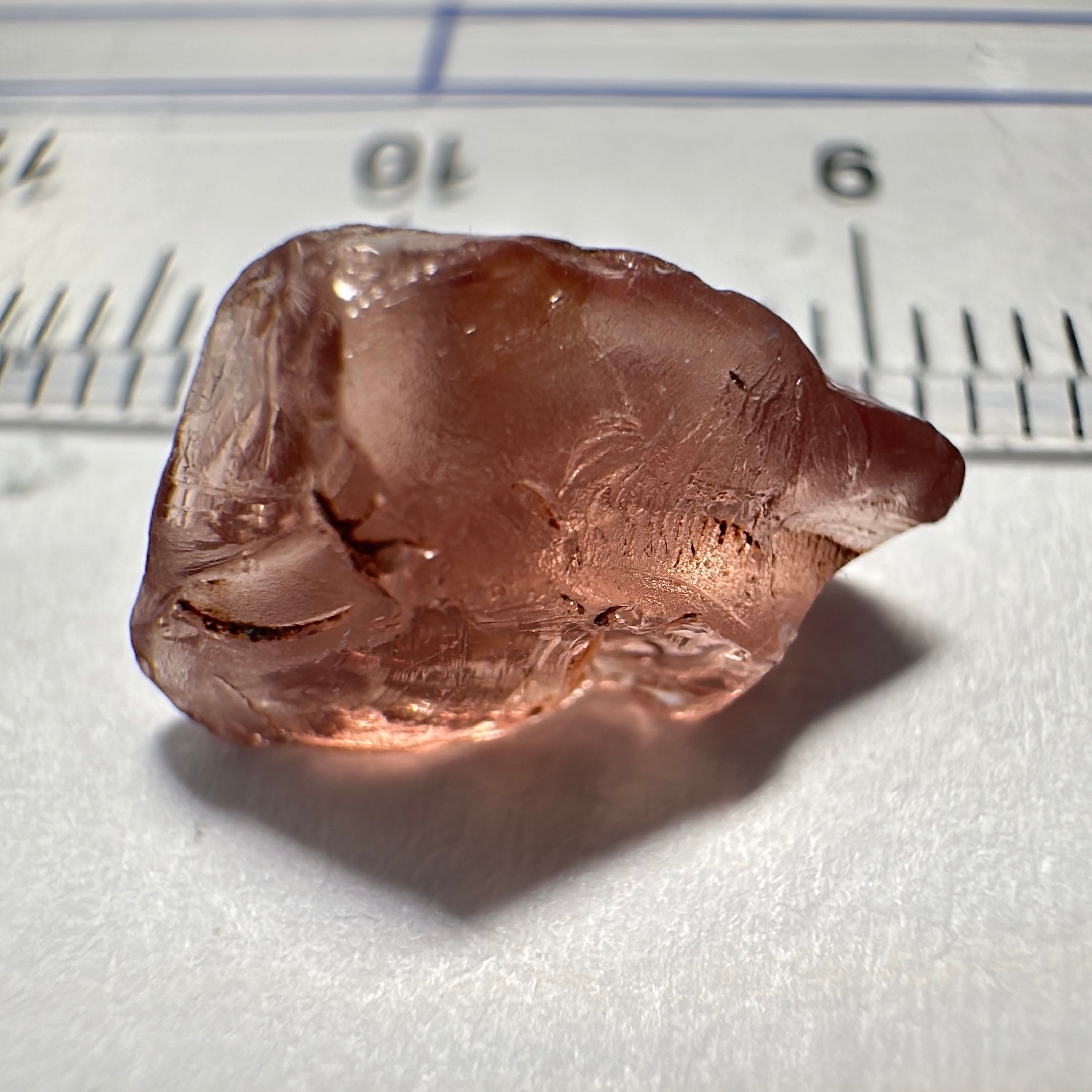 Peach Malaya Garnet, 4.30ct, vvs with challenging shape, see pictures, Unheated Untreated, Umba Valley Tanzania