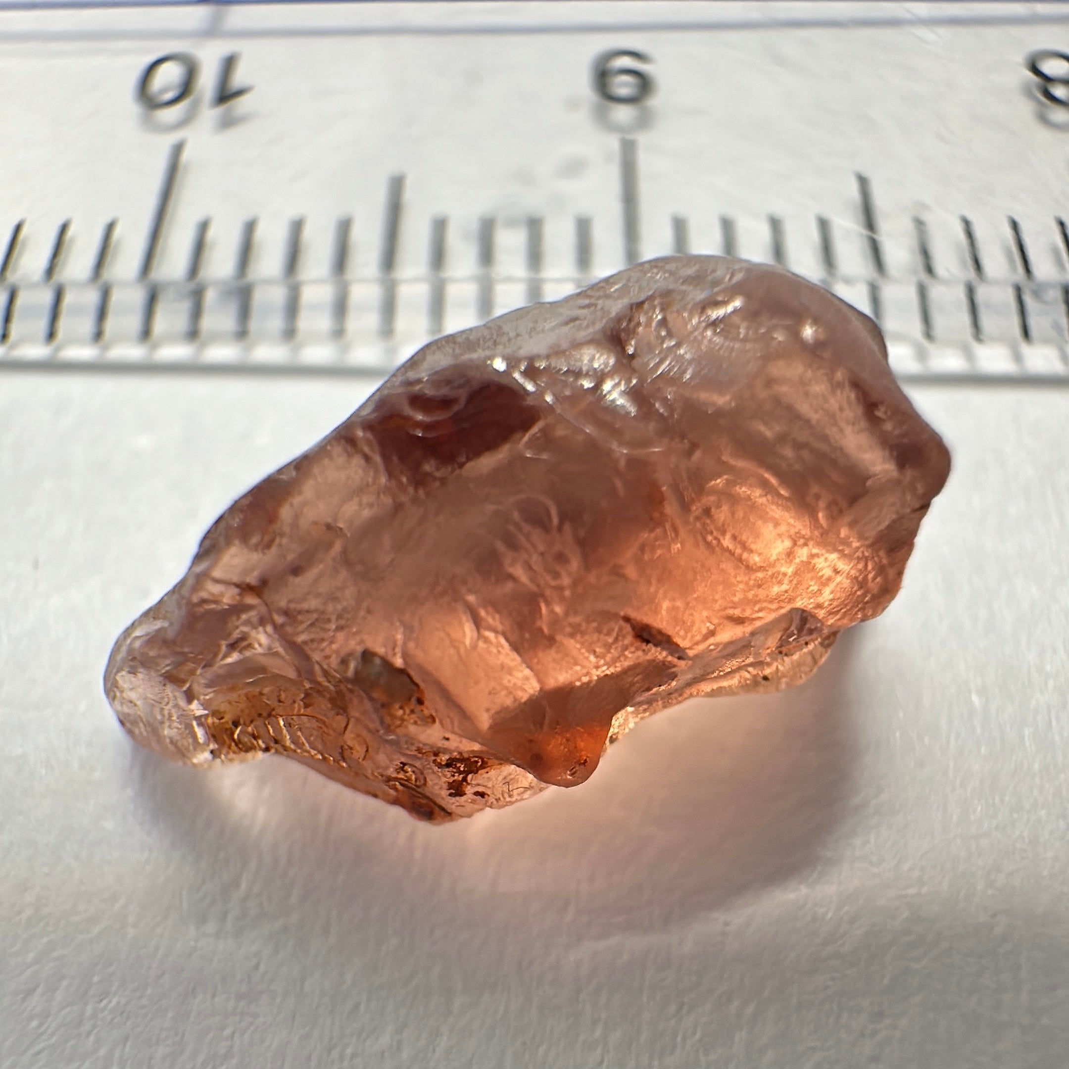 Peach Malaya Garnet, 6.41ct, vvs-if, Unheated Untreated, Umba Valley Tanzania