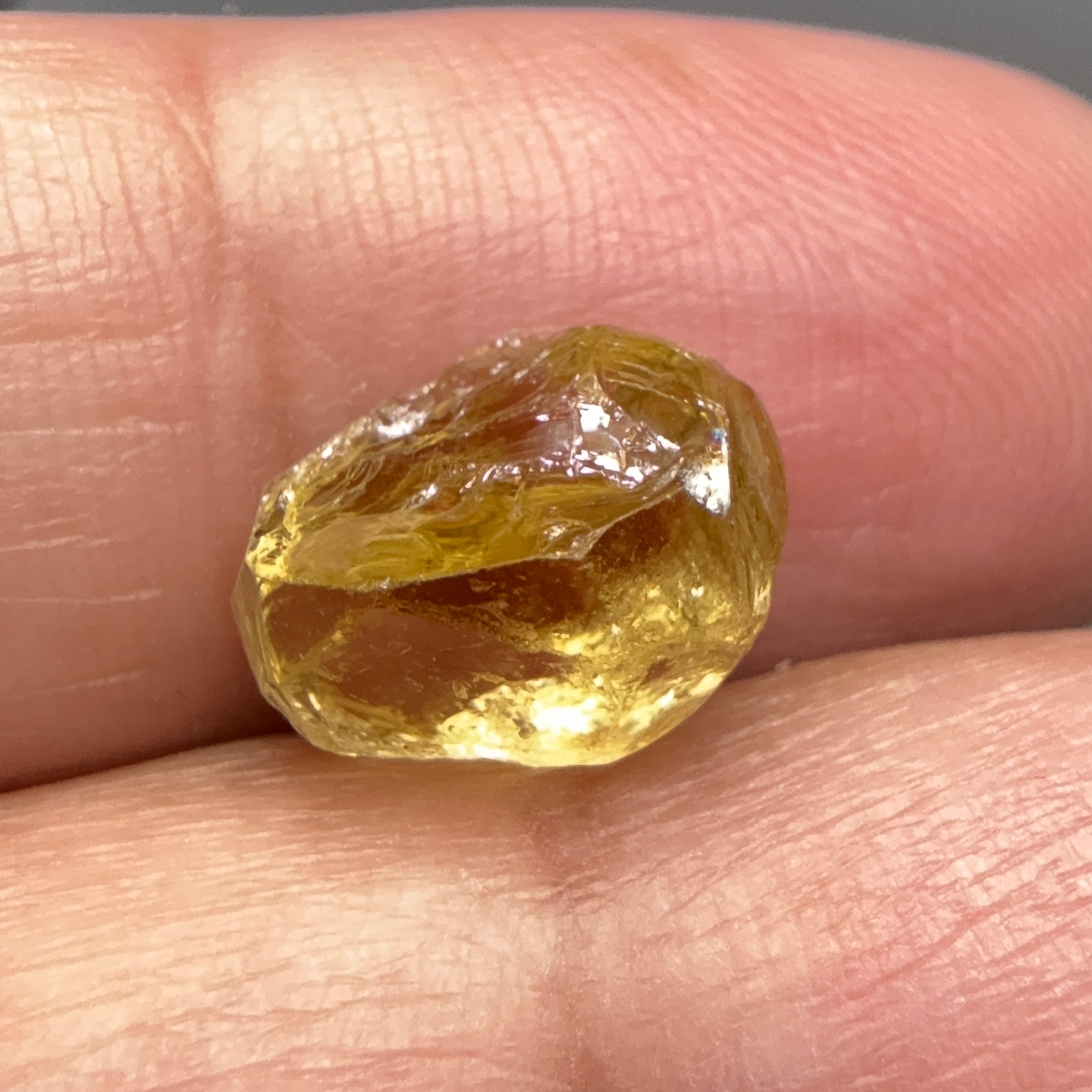 Yellow Tourmaline Crystal, 4.53ct, VVS-IF, Tanzania, Untreated Unheated. 10.2 x 7 x 6mm