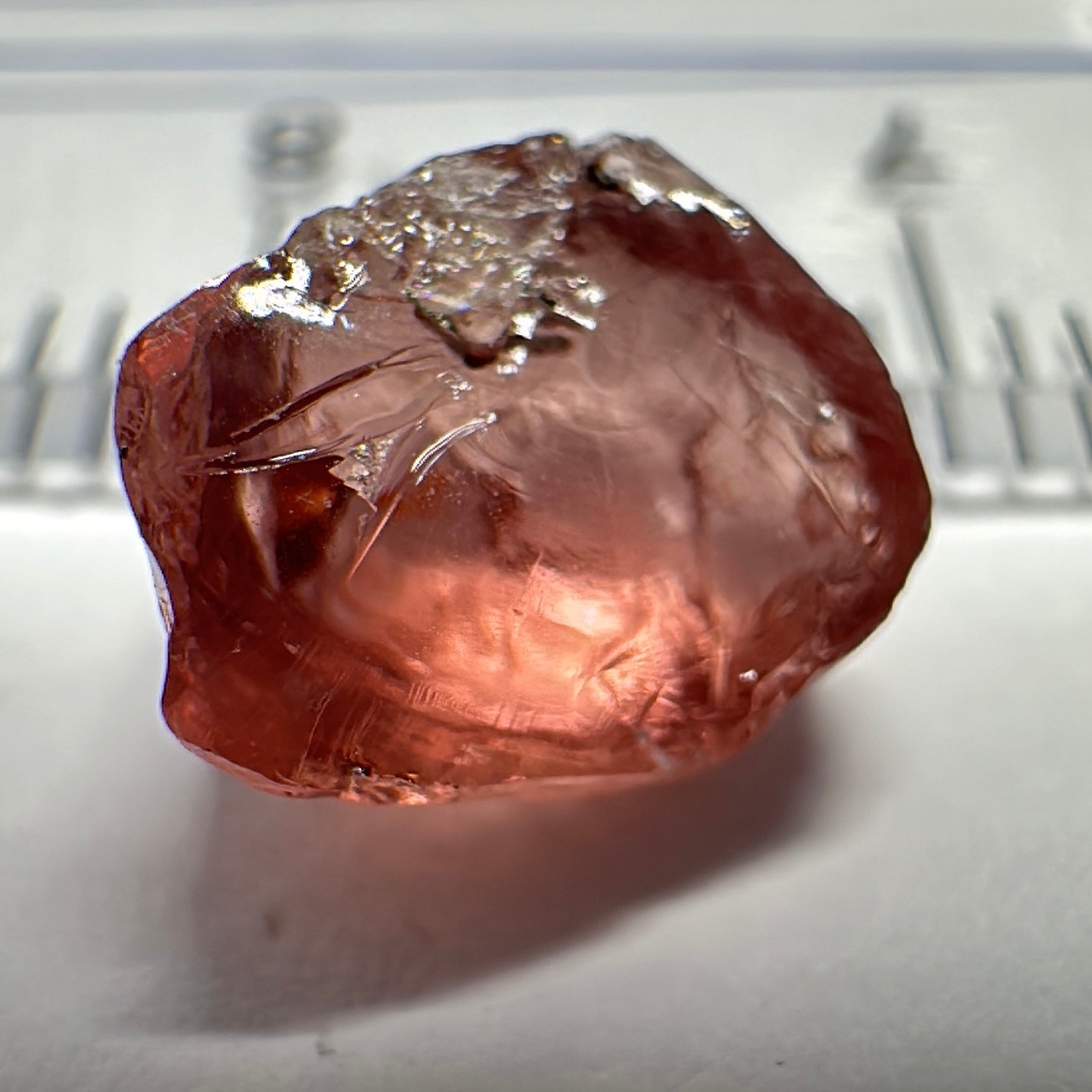 Peach Malaya Garnet, 3.95ct, vvs-if, Unheated Untreated, Umba Valley Tanzania