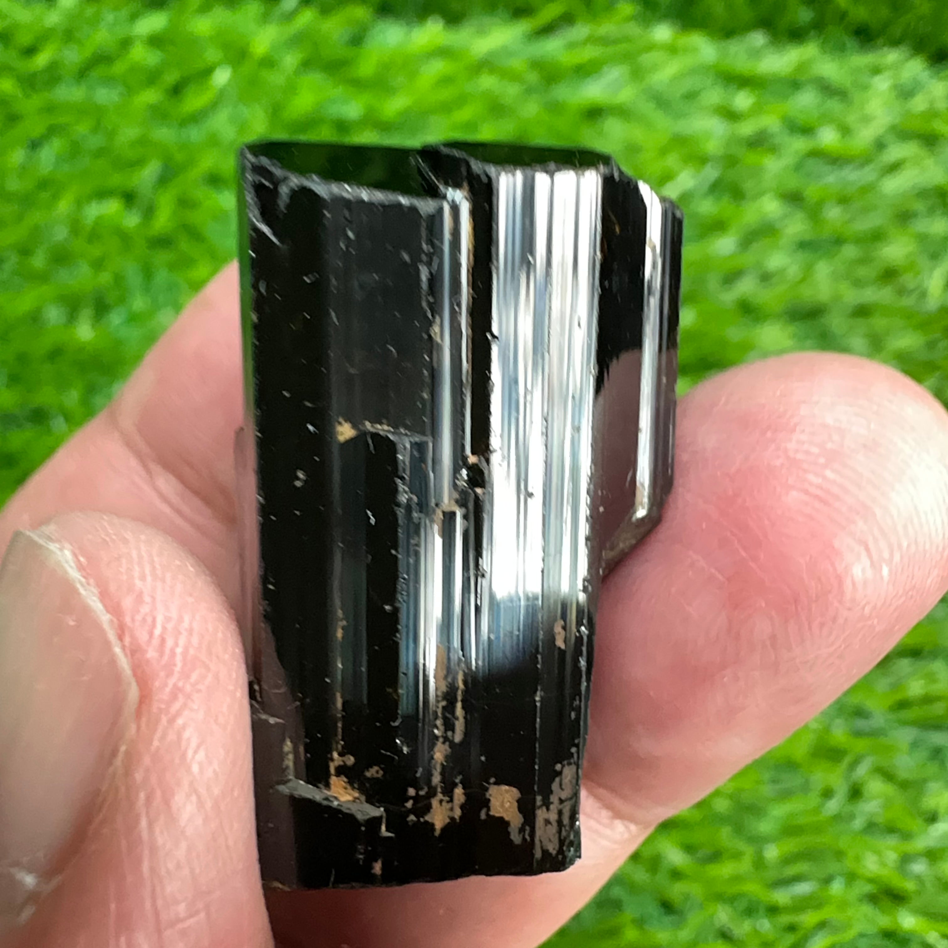 Black Tourmaline Crystal, 25gm, Tanzania, Untreated Unheated