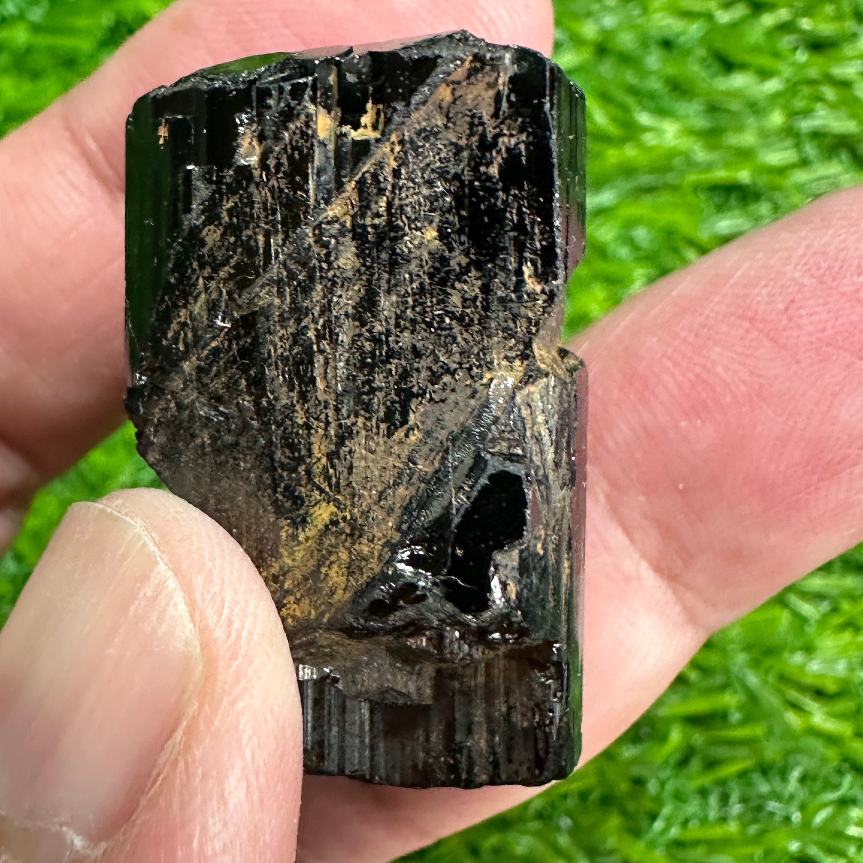 Black Tourmaline Crystal, 25gm, Tanzania, Untreated Unheated