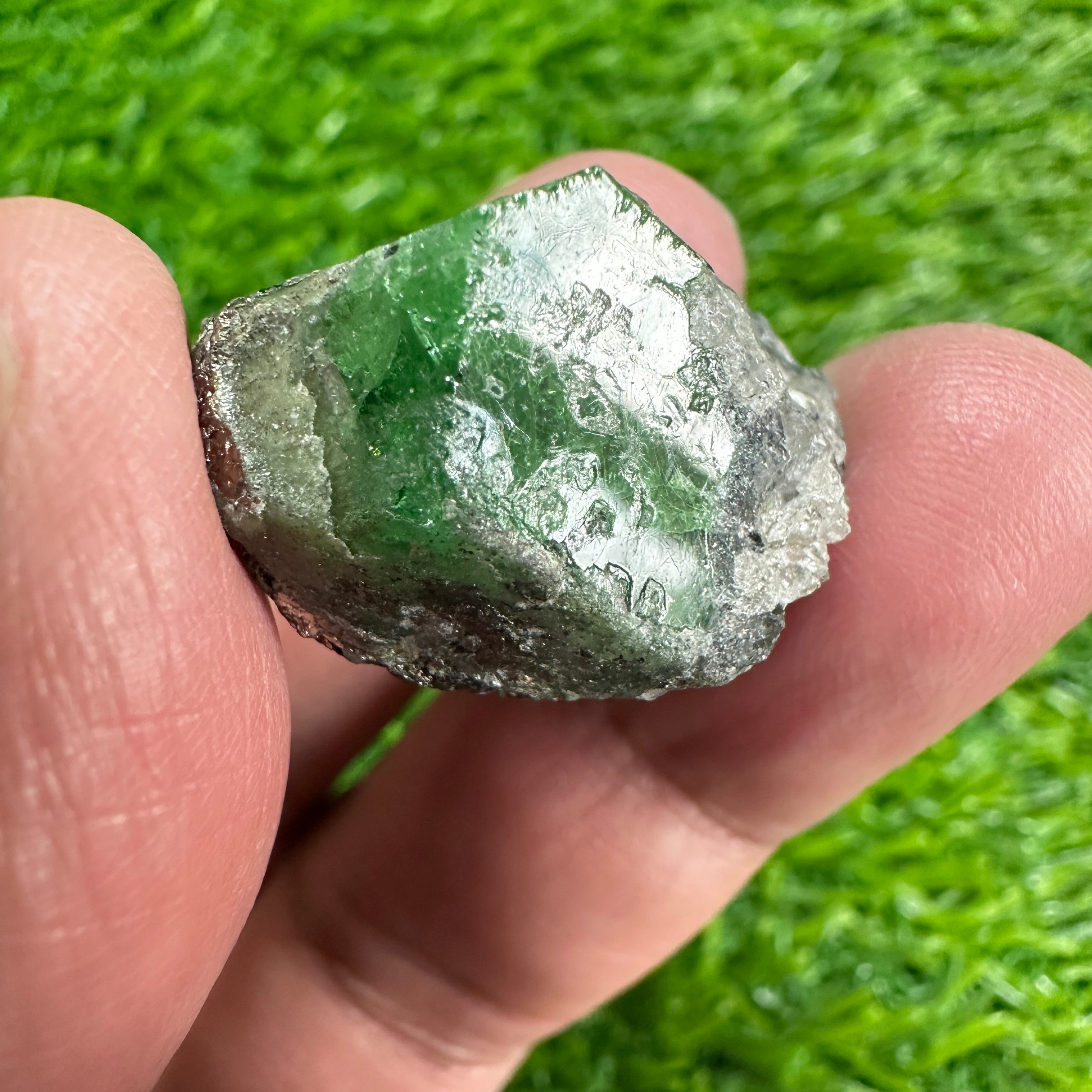 Tsavorite Garnet Crystal on Matrix, 13.90gm, Merelani, Tanzania, Untreated Unheated