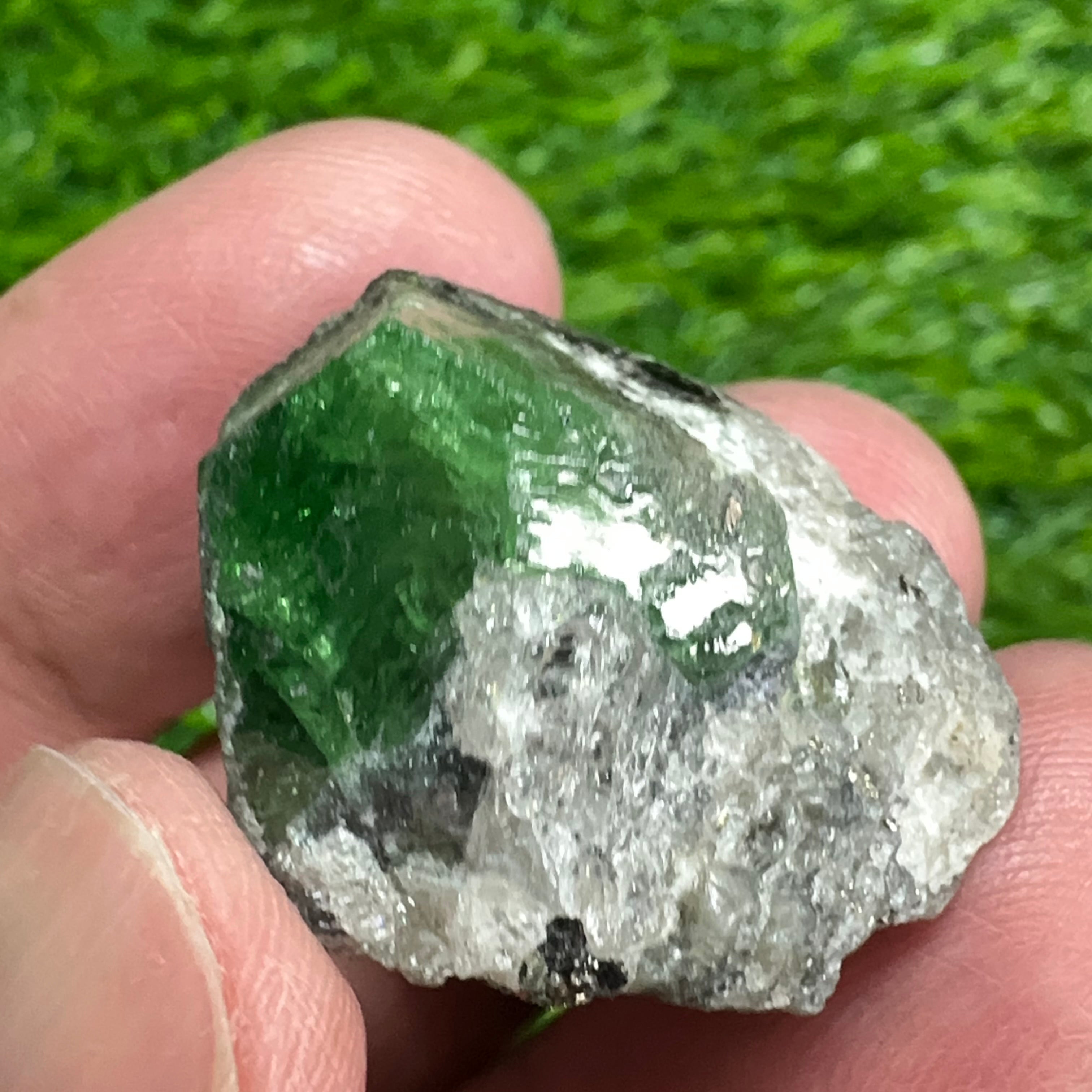 Tsavorite Garnet Crystal on Matrix, 13.90gm, Merelani, Tanzania, Untreated Unheated