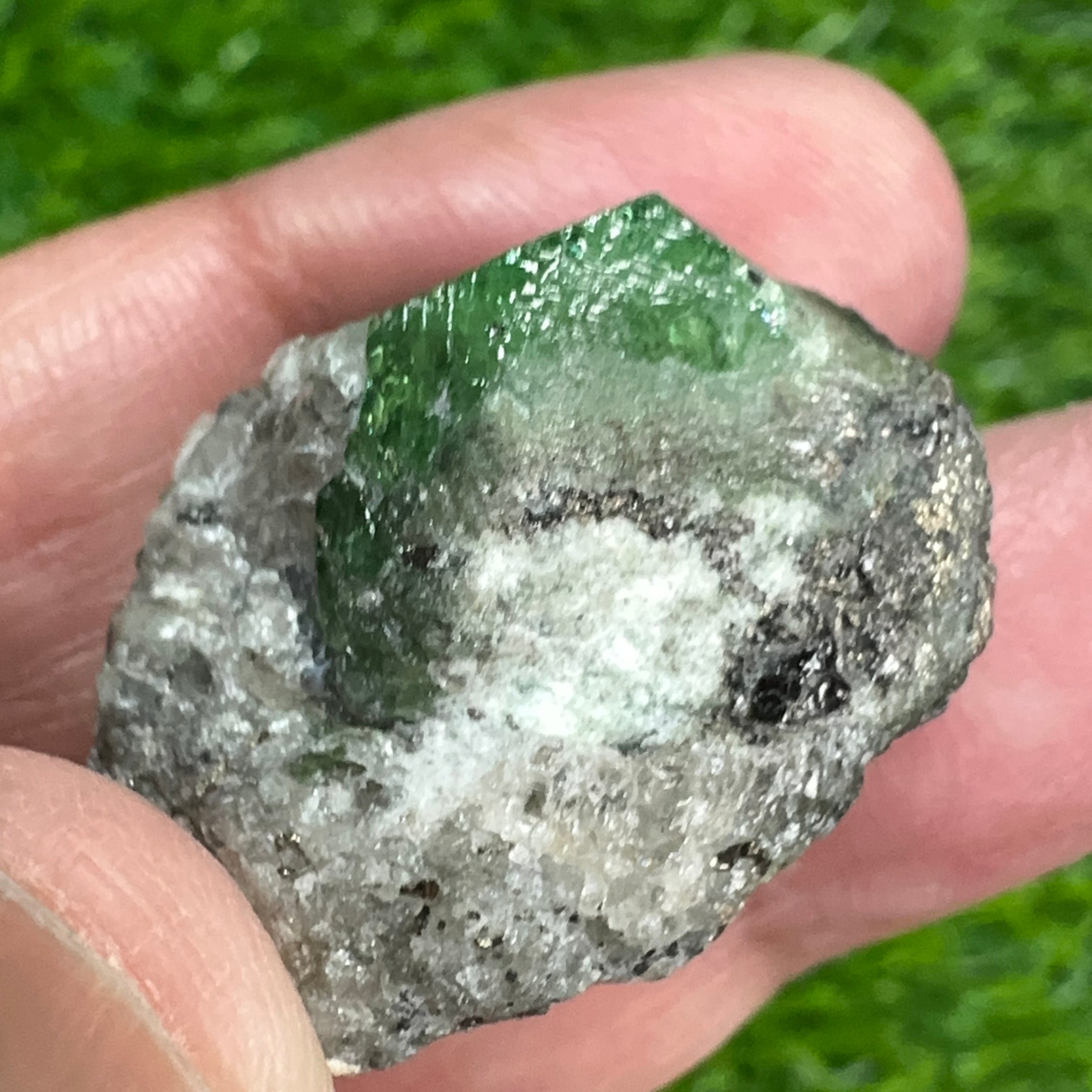 Tsavorite Garnet Crystal on Matrix, 13.90gm, Merelani, Tanzania, Untreated Unheated