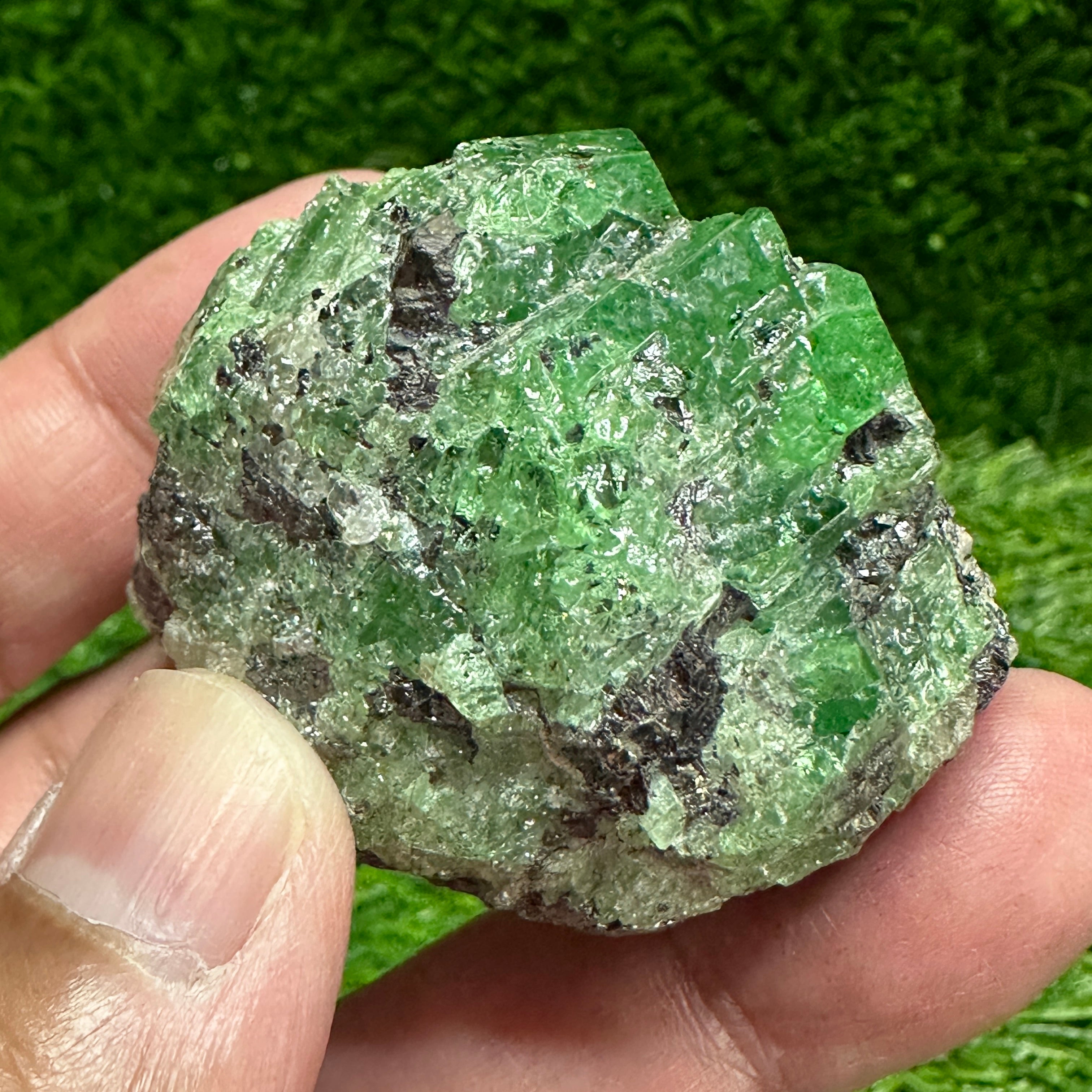 Tsavorite Garnet Crystal on Matrix, 94.20gm, Merelani, Tanzania, Untreated Unheated