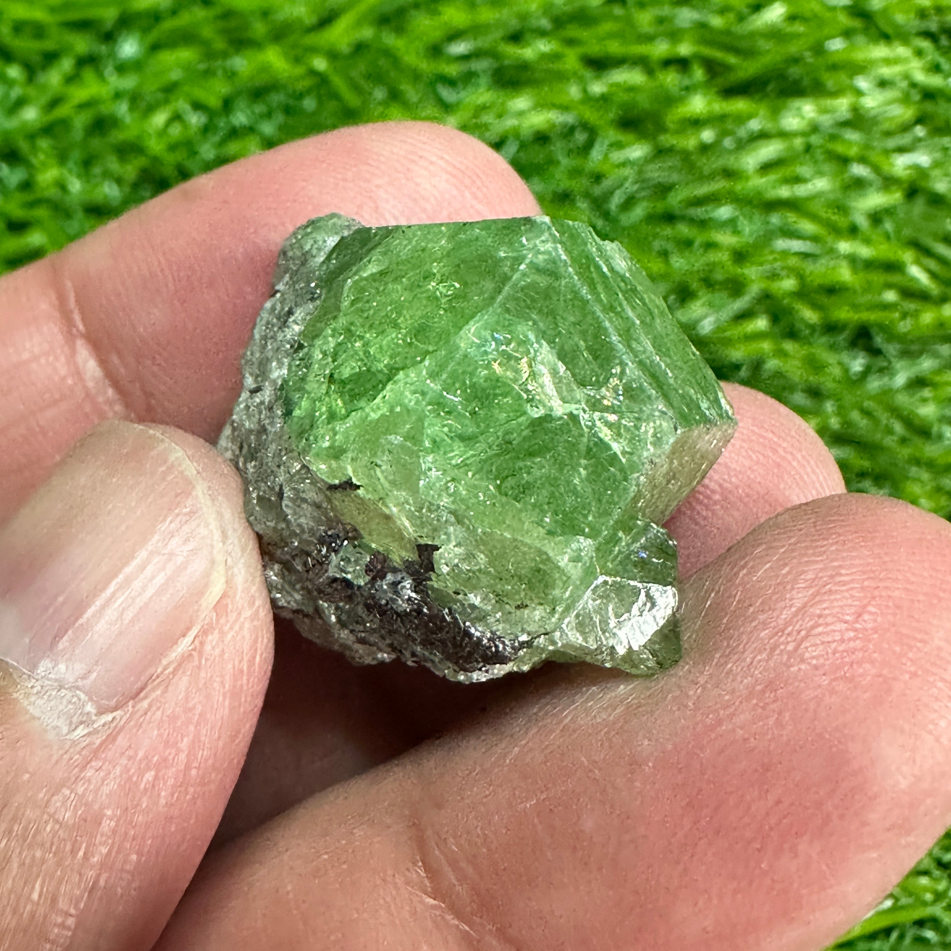 Tsavorite Garnet Crystal on Matrix, 15.1gm, Merelani, Tanzania, Untreated Unheated