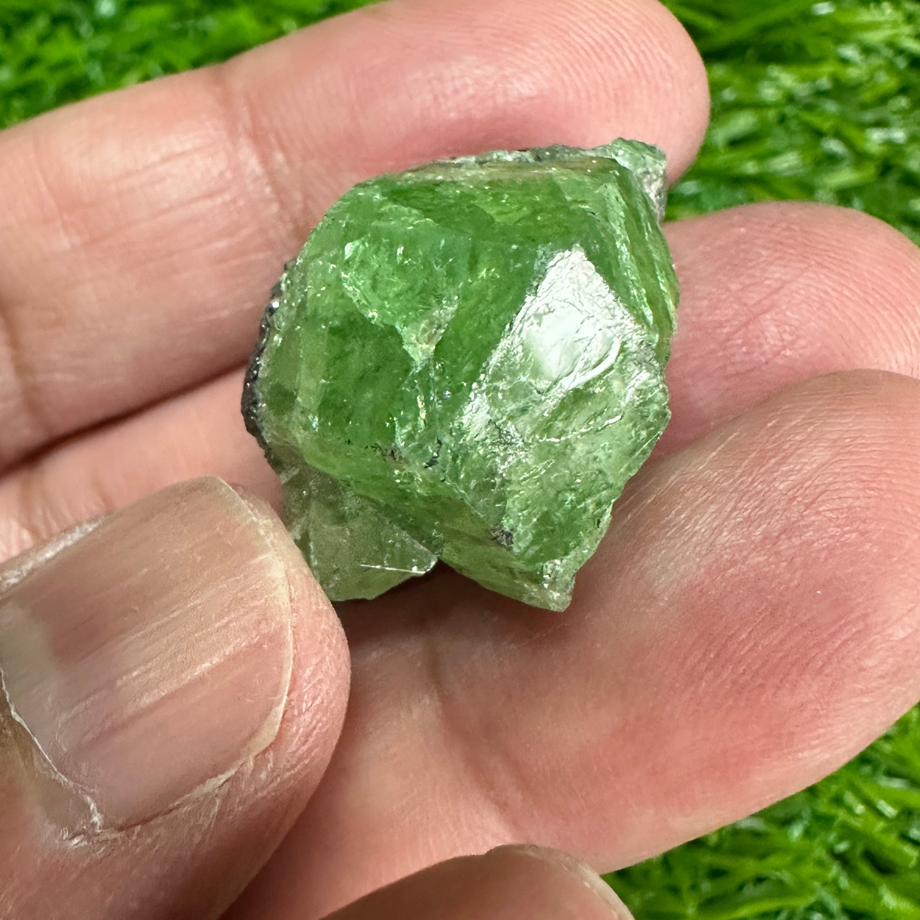 Tsavorite Garnet Crystal on Matrix, 15.1gm, Merelani, Tanzania, Untreated Unheated