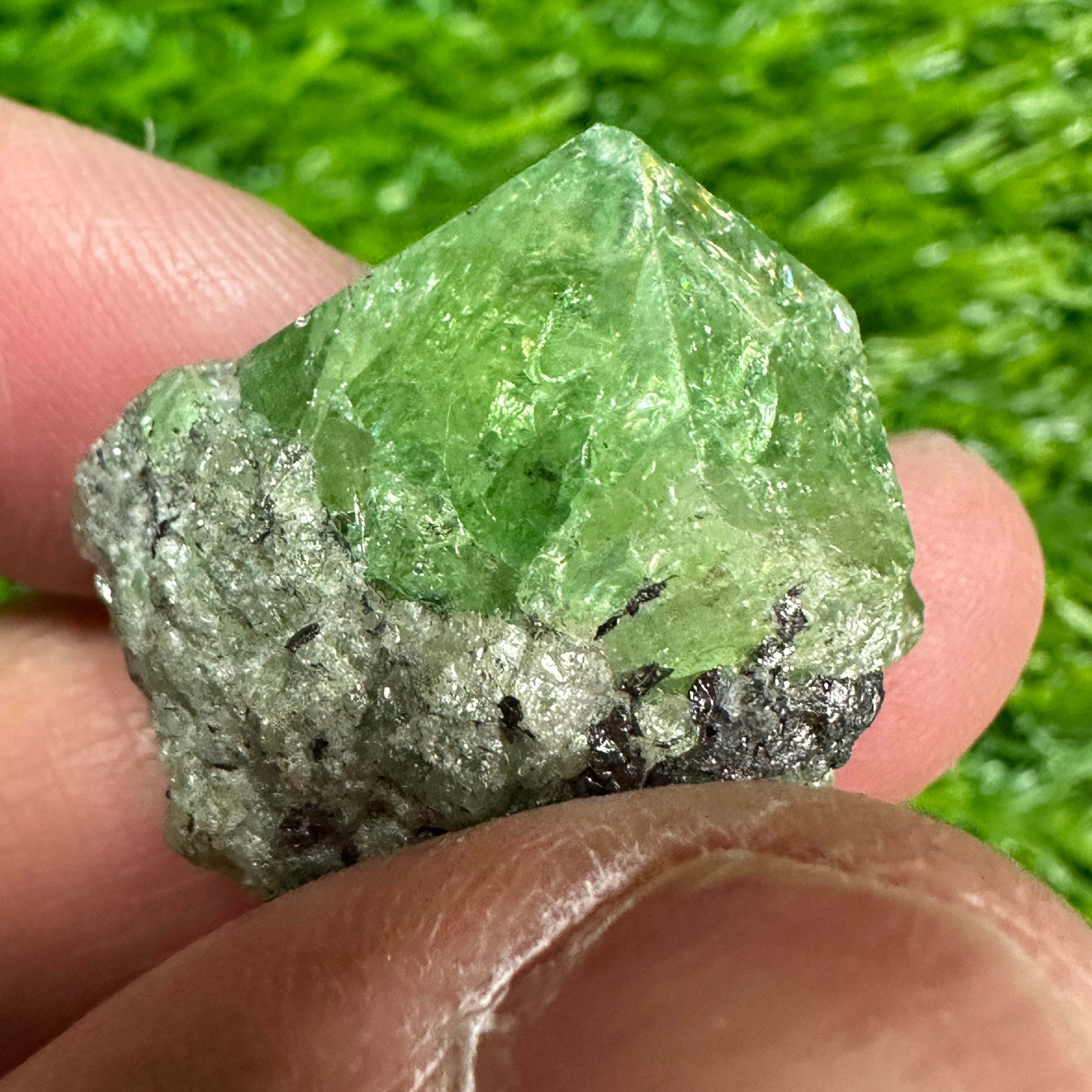 Tsavorite Garnet Crystal on Matrix, 15.1gm, Merelani, Tanzania, Untreated Unheated