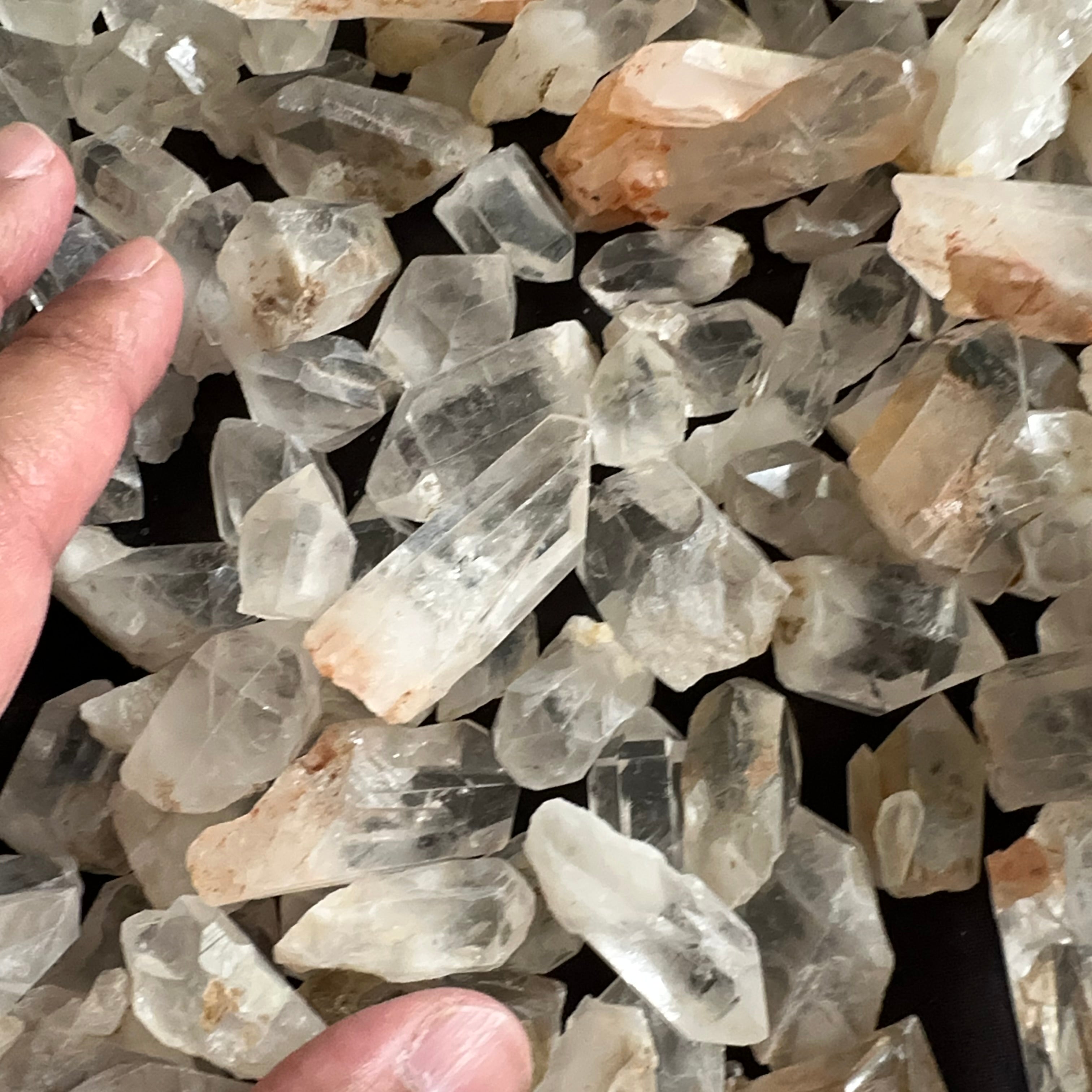 Tanzanian Quartz Crystals, blind pour, price per kilogram, clear points