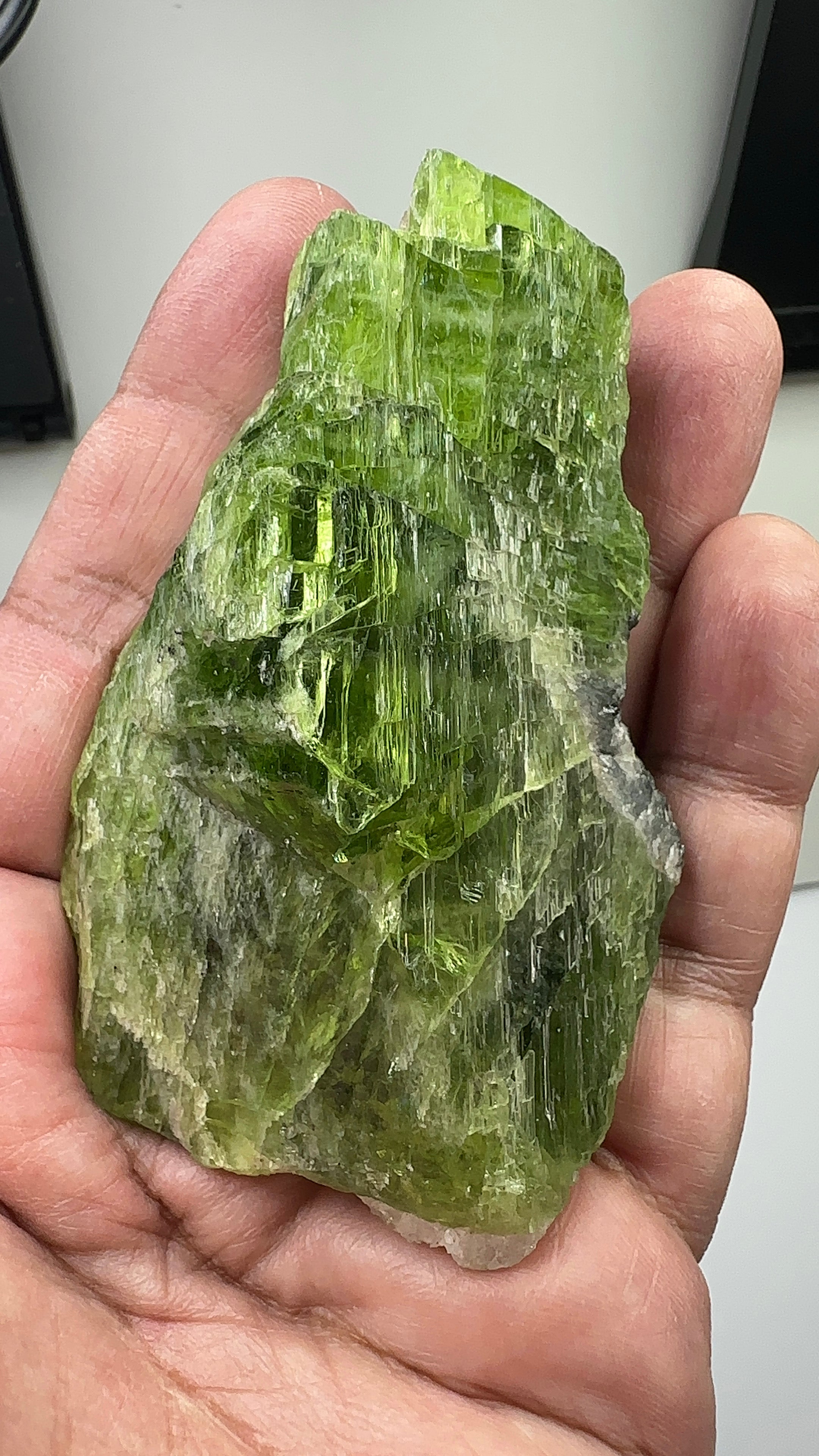 Tremolite Crystal from Merelani, 164.90gm, Rare, fully crystalized and etched from all sides, looks like multiple crystals formed together, gemmy