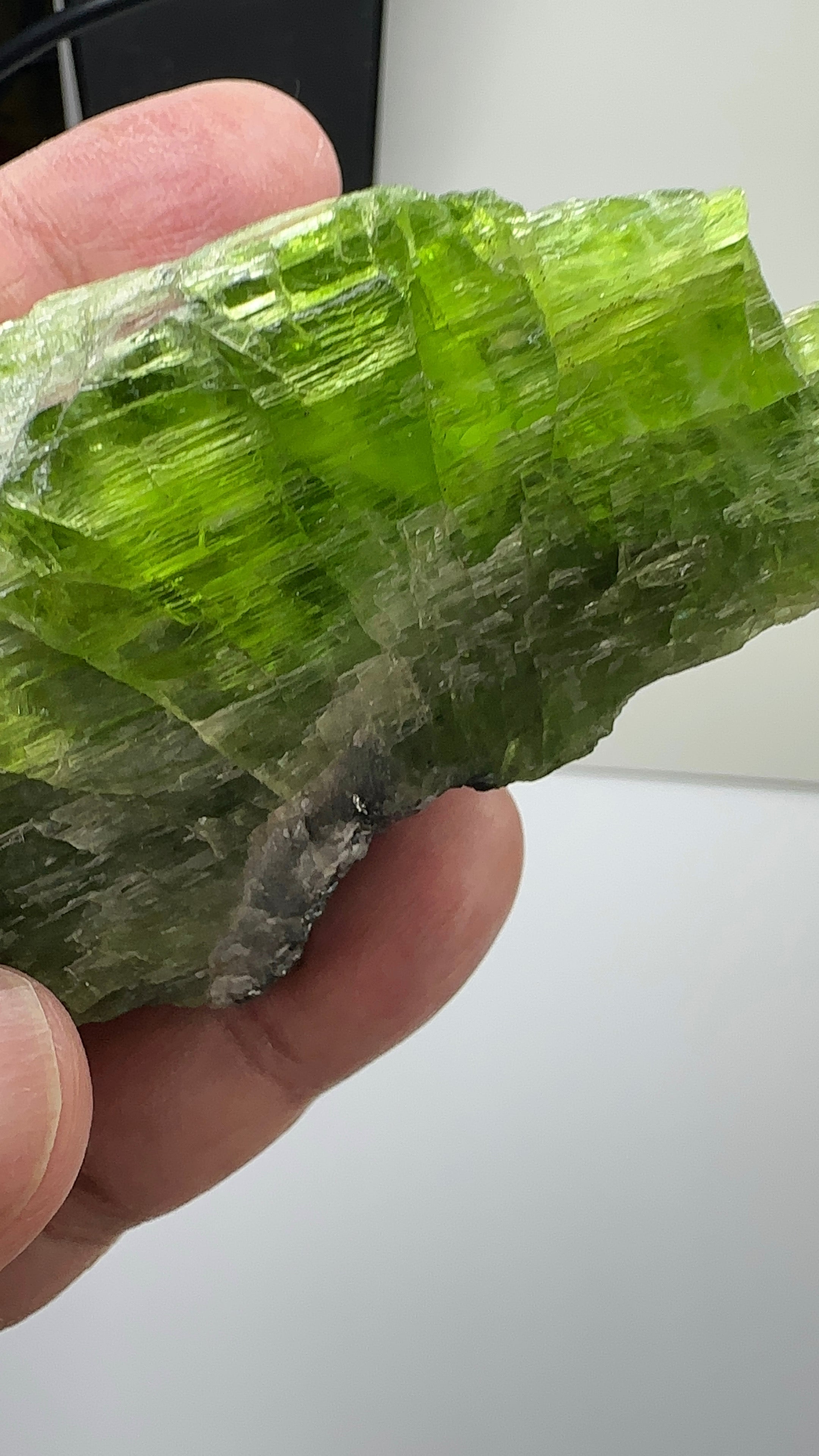 Tremolite Crystal from Merelani, 164.90gm, Rare, fully crystalized and etched from all sides, looks like multiple crystals formed together, gemmy