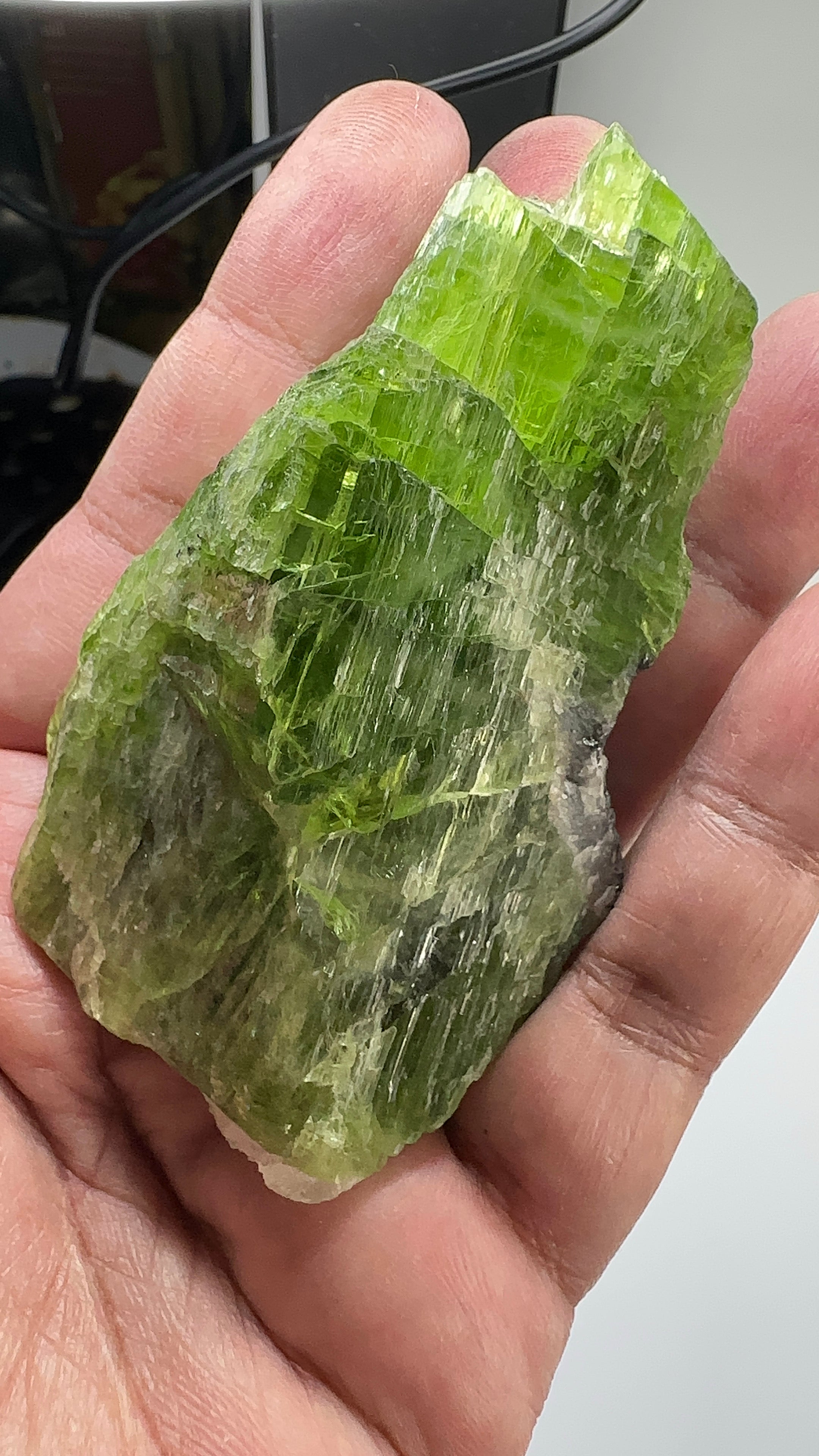 Tremolite Crystal from Merelani, 164.90gm, Rare, fully crystalized and etched from all sides, looks like multiple crystals formed together, gemmy