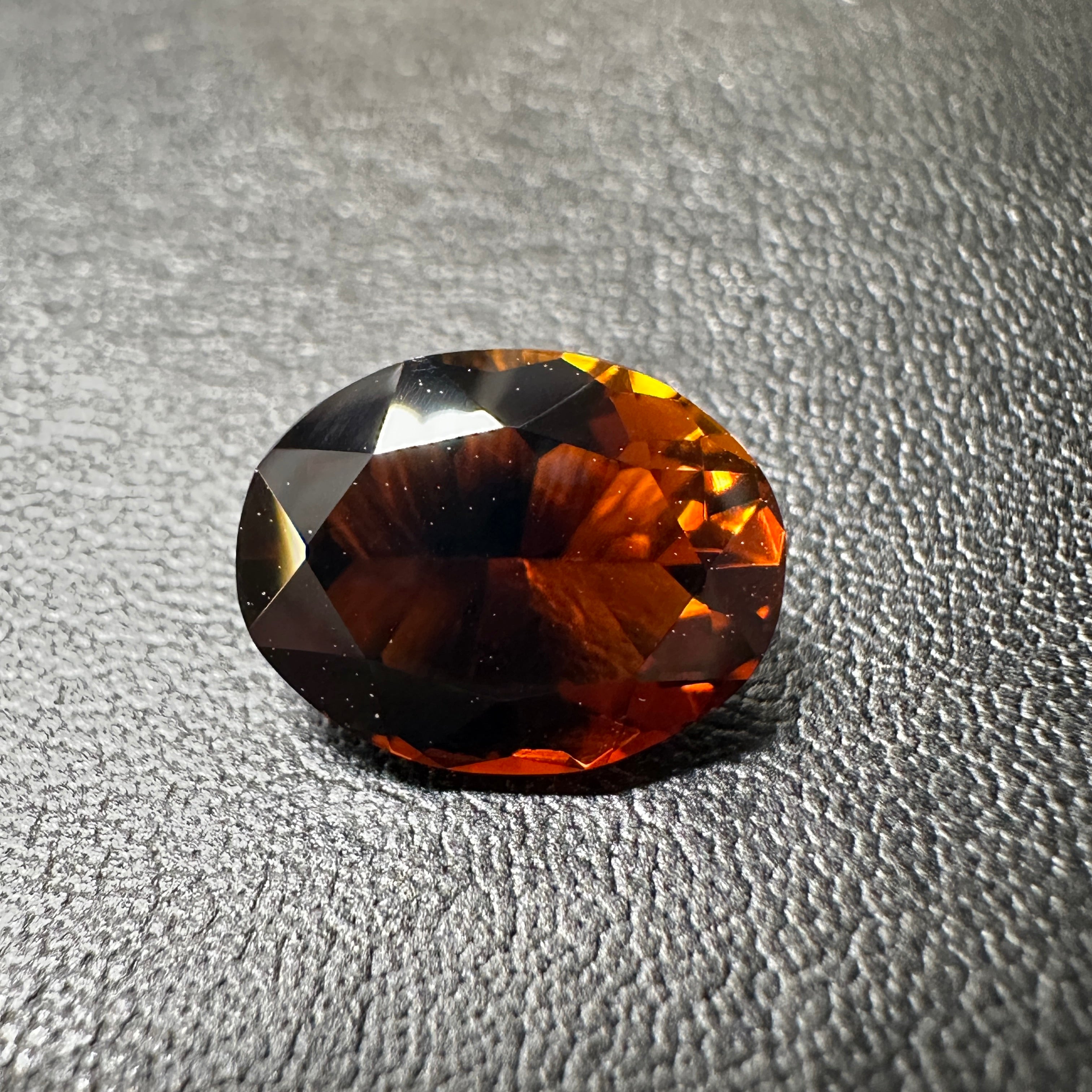 Sunset Tourmaline, dark, 2.27ct, Tanzania, Untreated Unheated