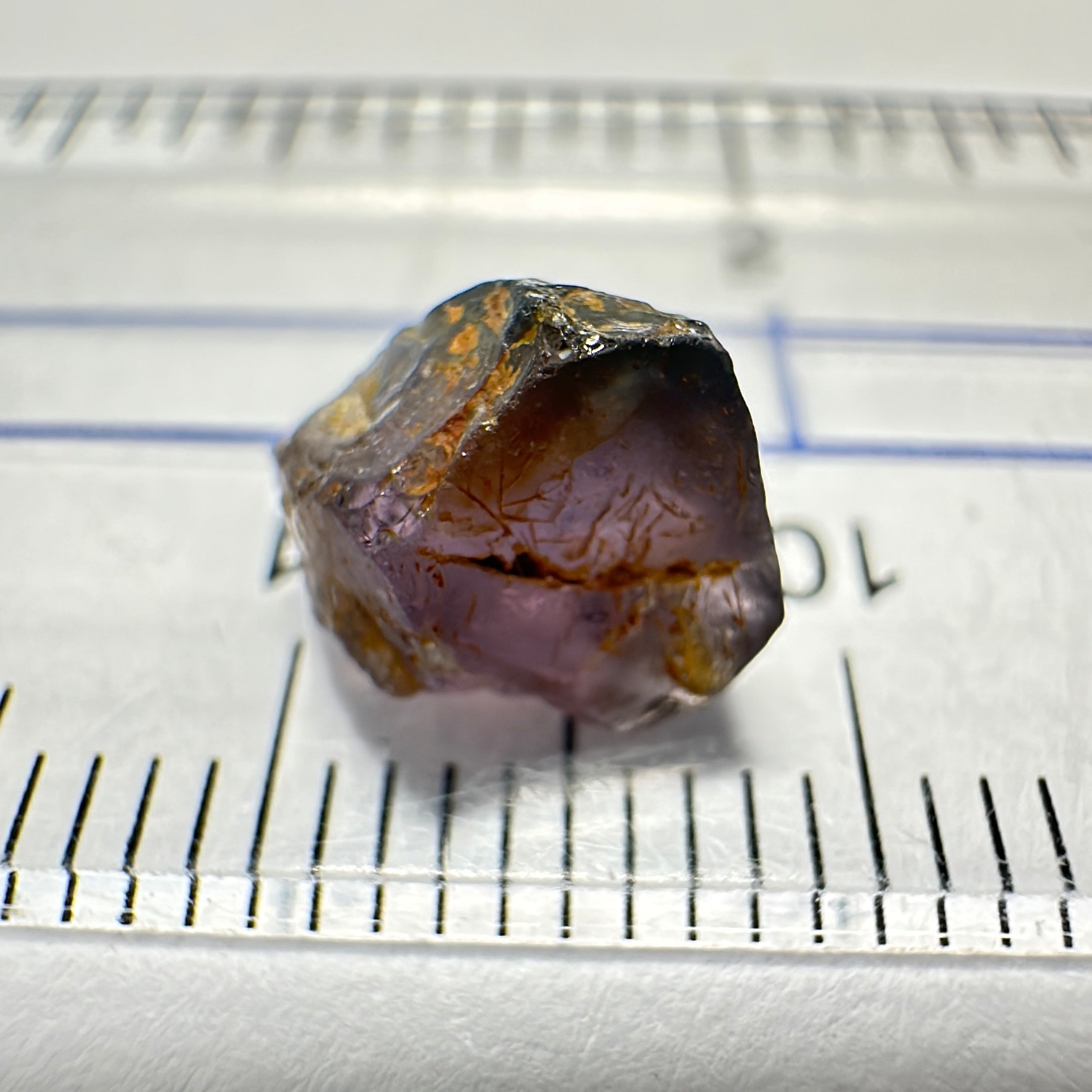 Mahenge Spinel, 2.63ct, Mahenge, Tanzania, Untreated Unheated. vvs, some skin issues, silky