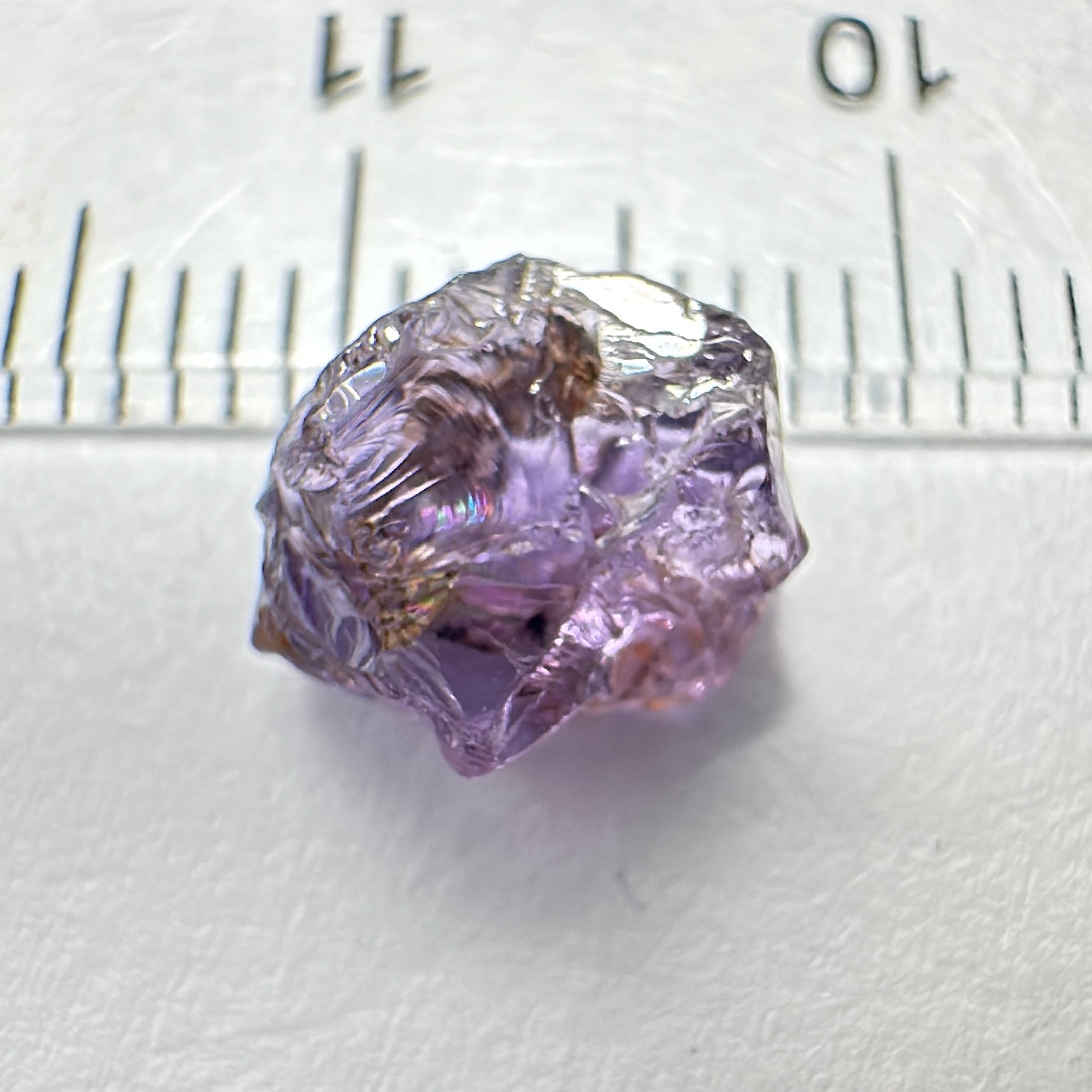 Mahenge Spinel, 2.60ct, Mahenge, Tanzania, Untreated Unheated. Crack on the outside going 1mm in, rest VVS-IF, flat shape