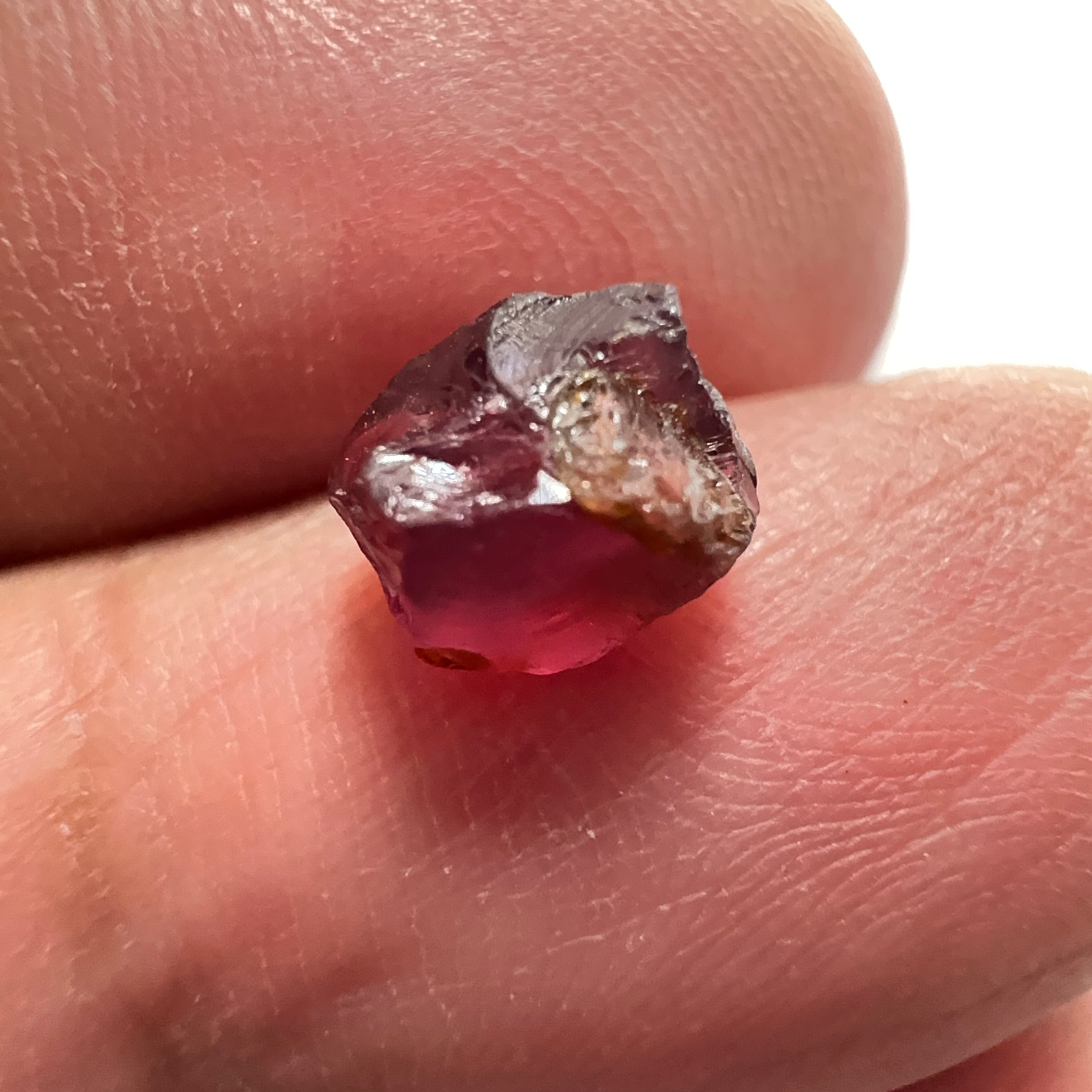 Mahenge Spinel, 1.69ct, Mahenge, Tanzania, Untreated Unheated. Silk with slight skin issue that will come off on preform