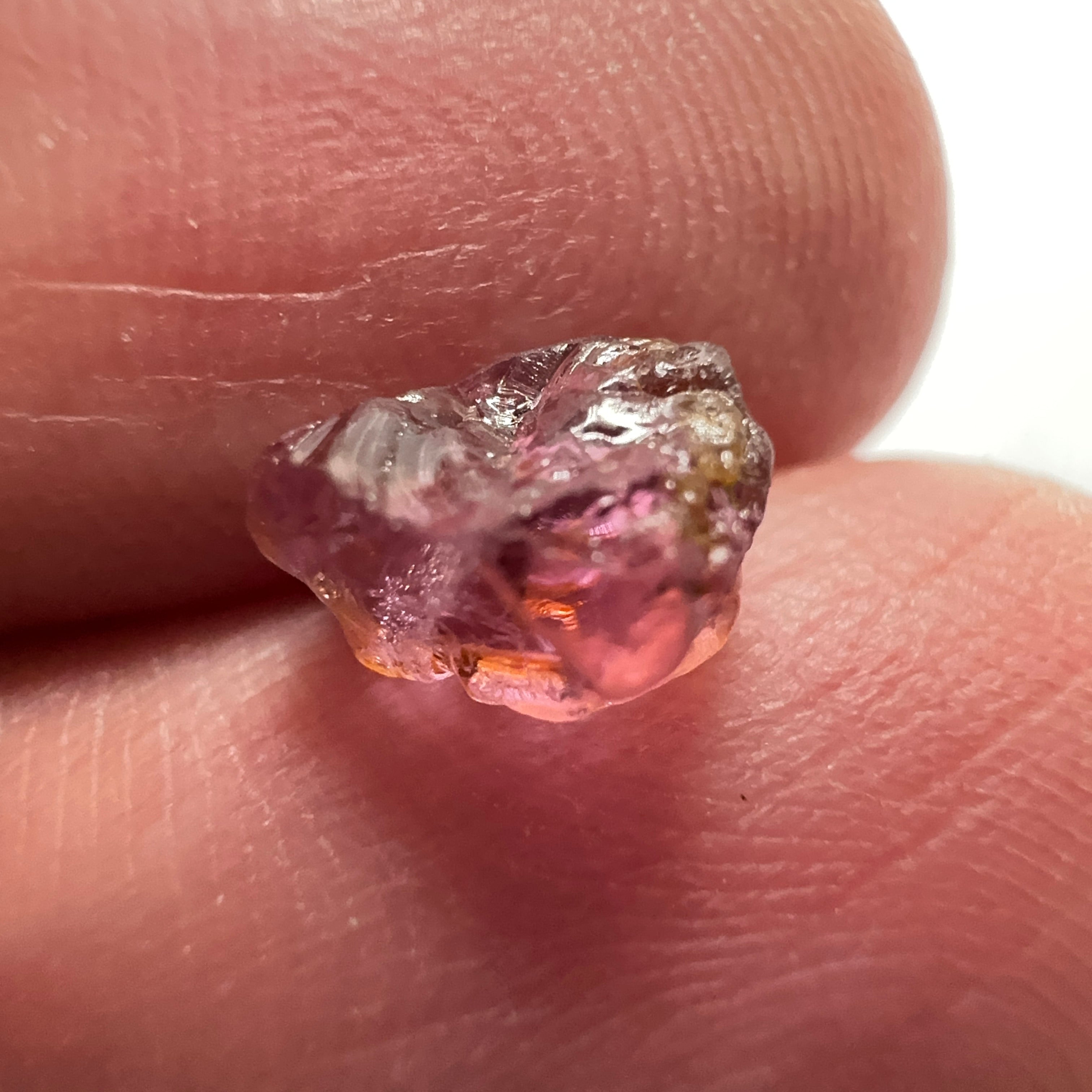 Mahenge Spinel, 1.62ct, Mahenge, Tanzania, Untreated Unheated. Si-vs