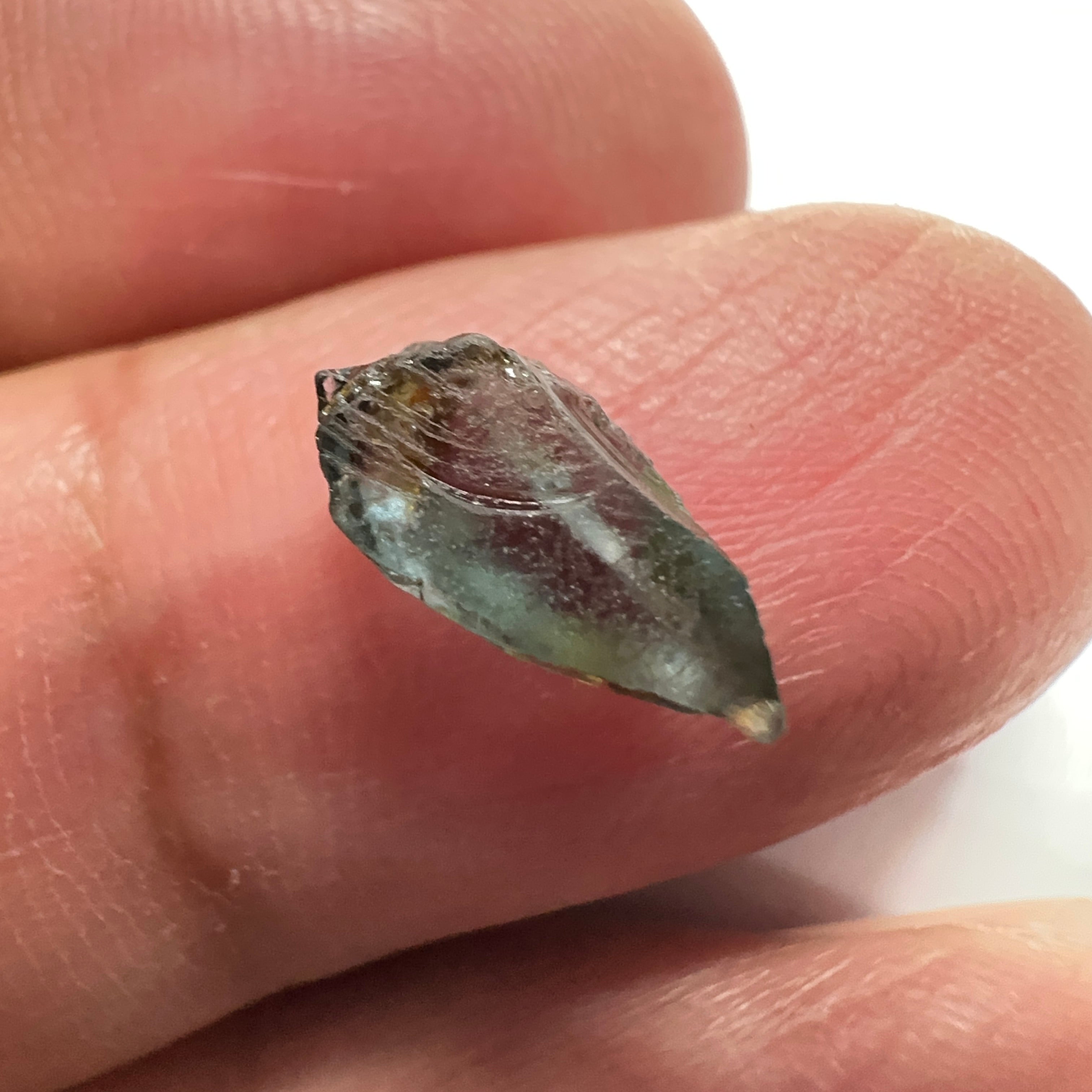 Mahenge Spinel, 1.82ct, Mahenge, Tanzania, Untreated Unheated. Crack on the outside going 1.5mm in along the length of the stone, you can see it from the pictures, the long brown line inside