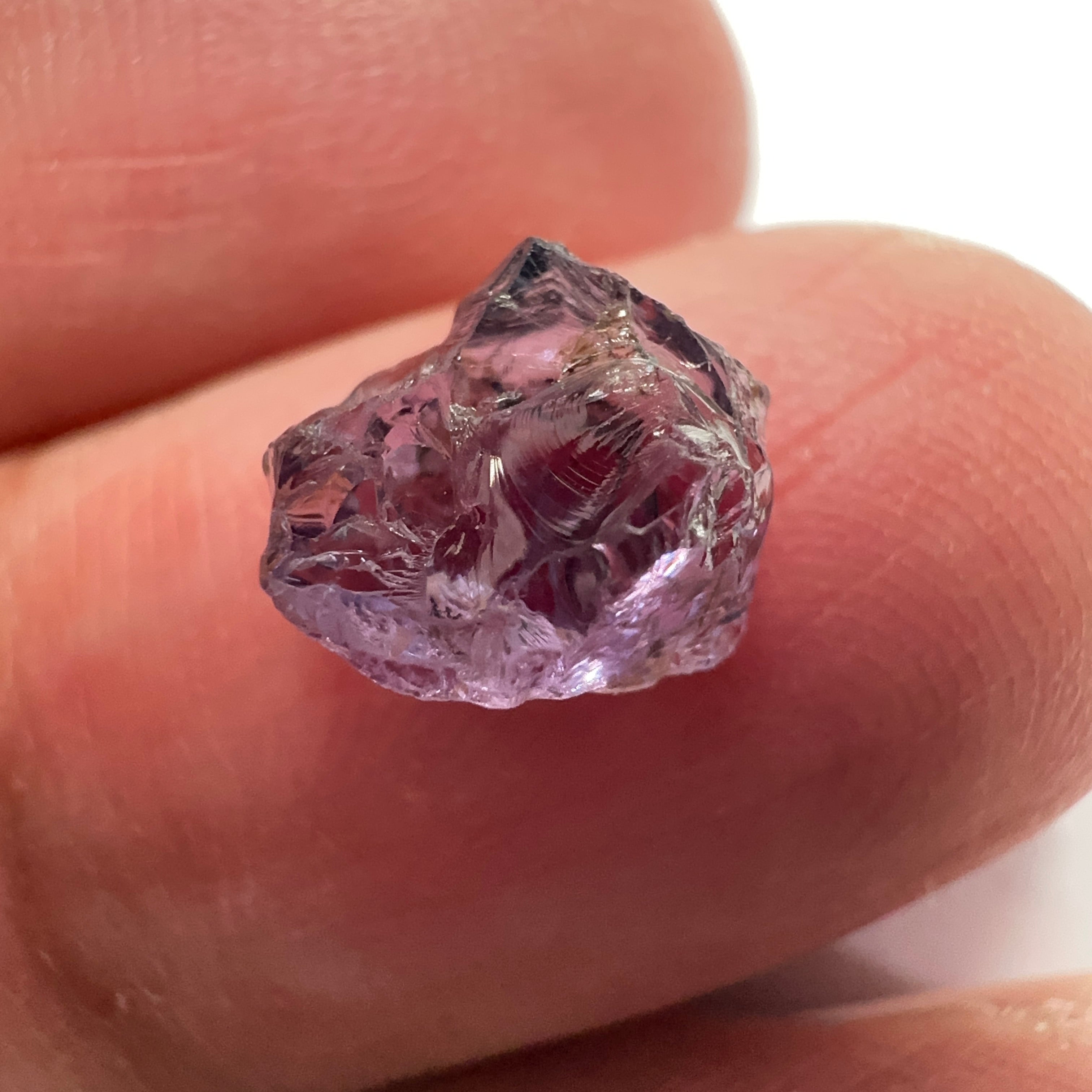 Mahenge Spinel, 2.60ct, Mahenge, Tanzania, Untreated Unheated. Crack on the outside going 1mm in, rest VVS-IF, flat shape