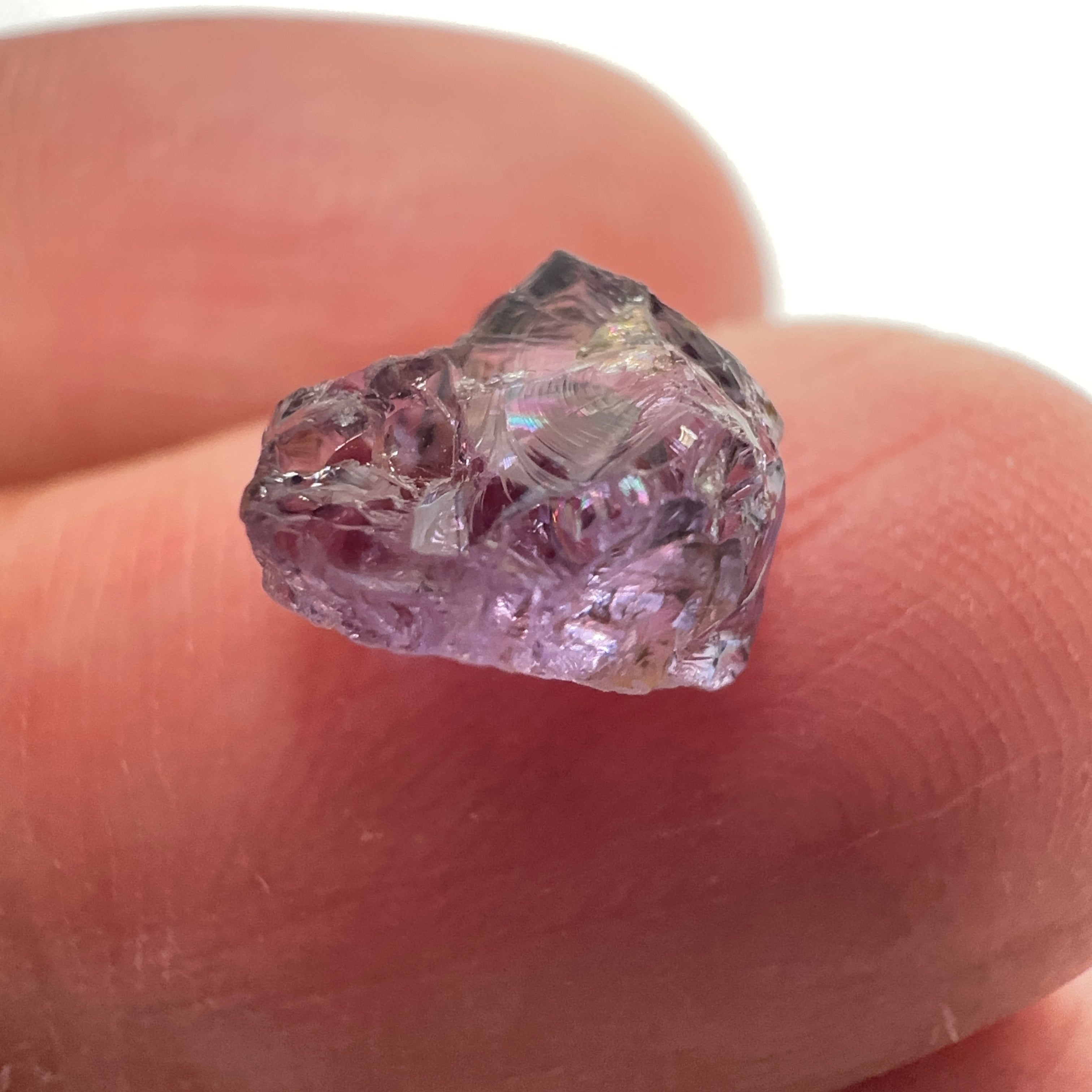 Mahenge Spinel, 2.60ct, Mahenge, Tanzania, Untreated Unheated. Crack on the outside going 1mm in, rest VVS-IF, flat shape