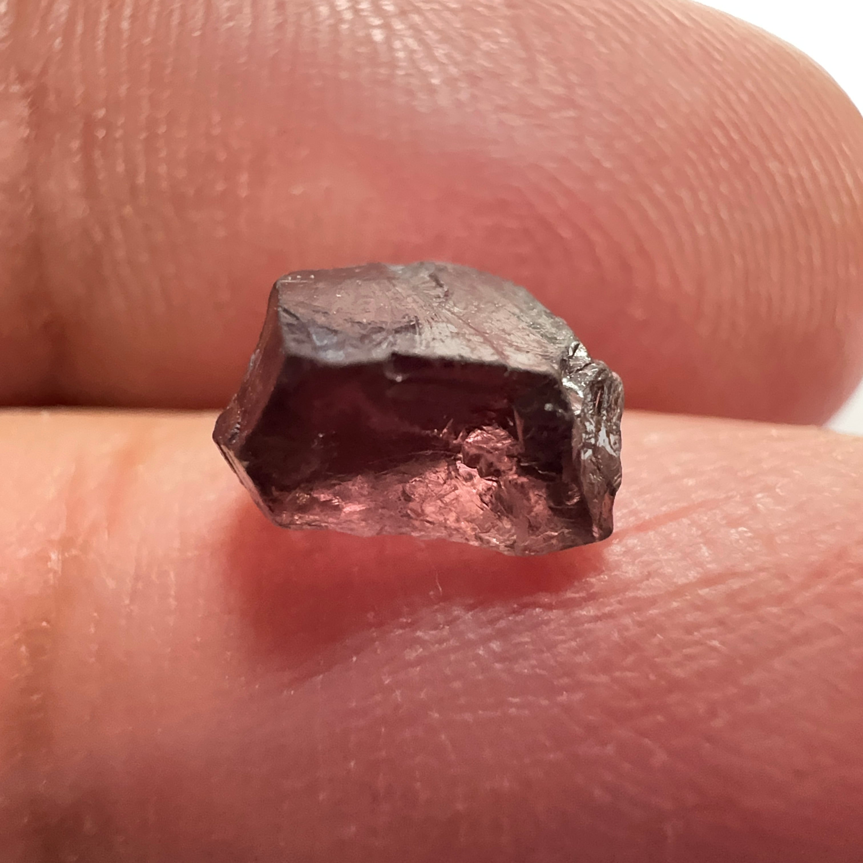 Mahenge Spinel, 1.85ct, Mahenge, Tanzania, Untreated Unheated. vvs with slight silk