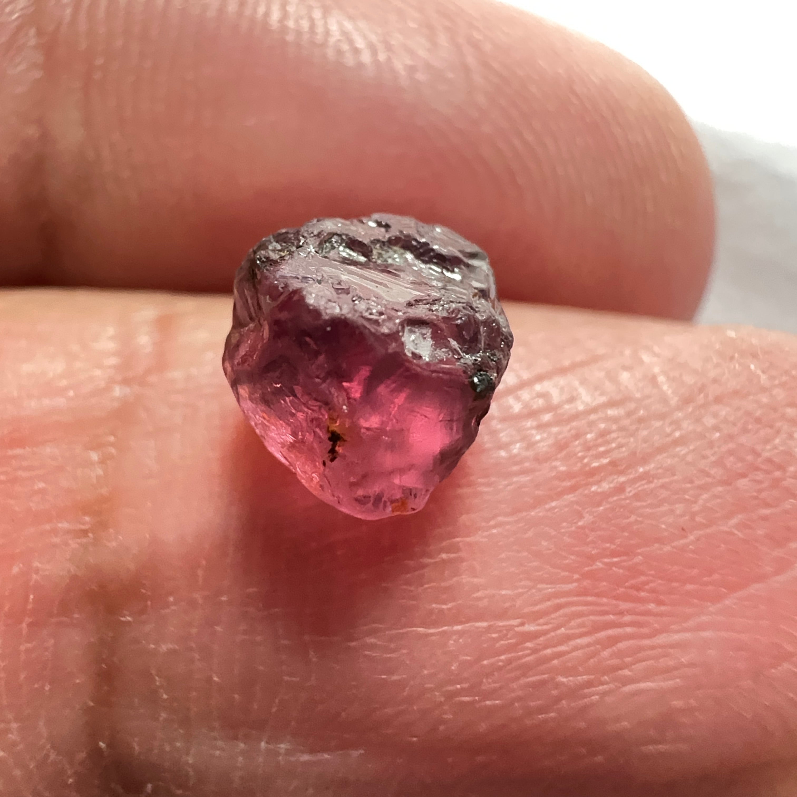 Mahenge Spinel, 2.08ct, Mahenge, Tanzania, Untreated Unheated. vs-vvs and slight silk