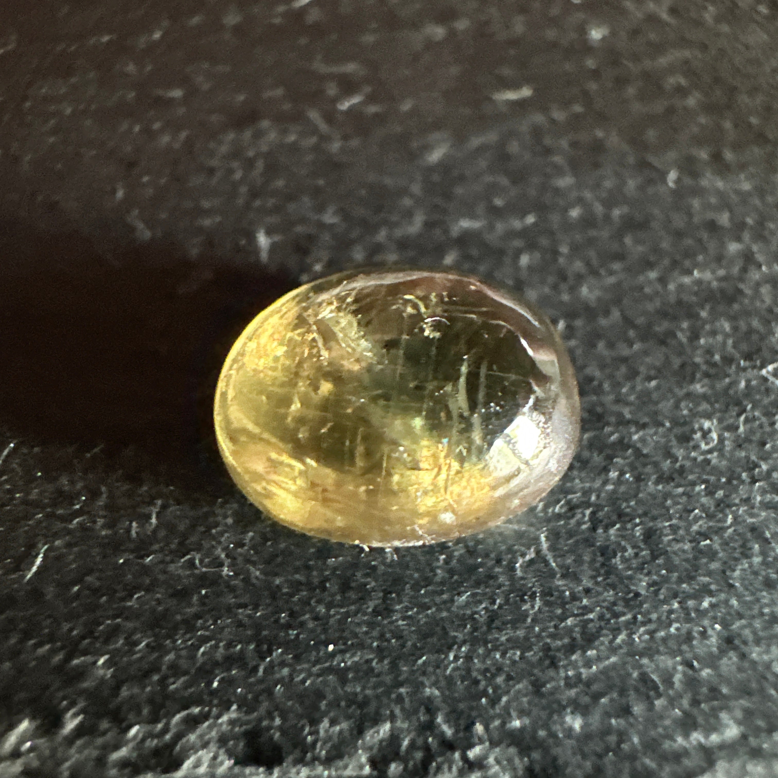 Sapphire Cabochon, 2.65ct, Umba Valley, Tanzania. Untreated Unheated