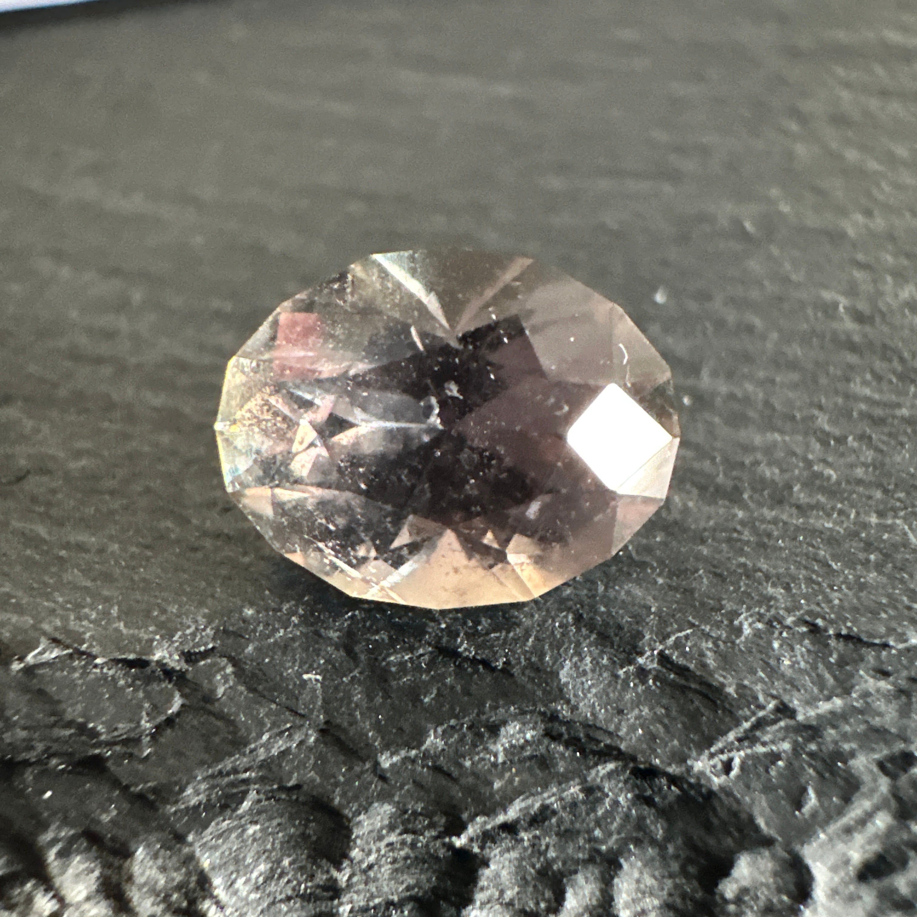 Sapphire, Colour Change, 3.21ct, Umba Valley, Tanzania, Untreated Unheated. Precision cut by us in London. See other pics for colour change effect of this sapphire