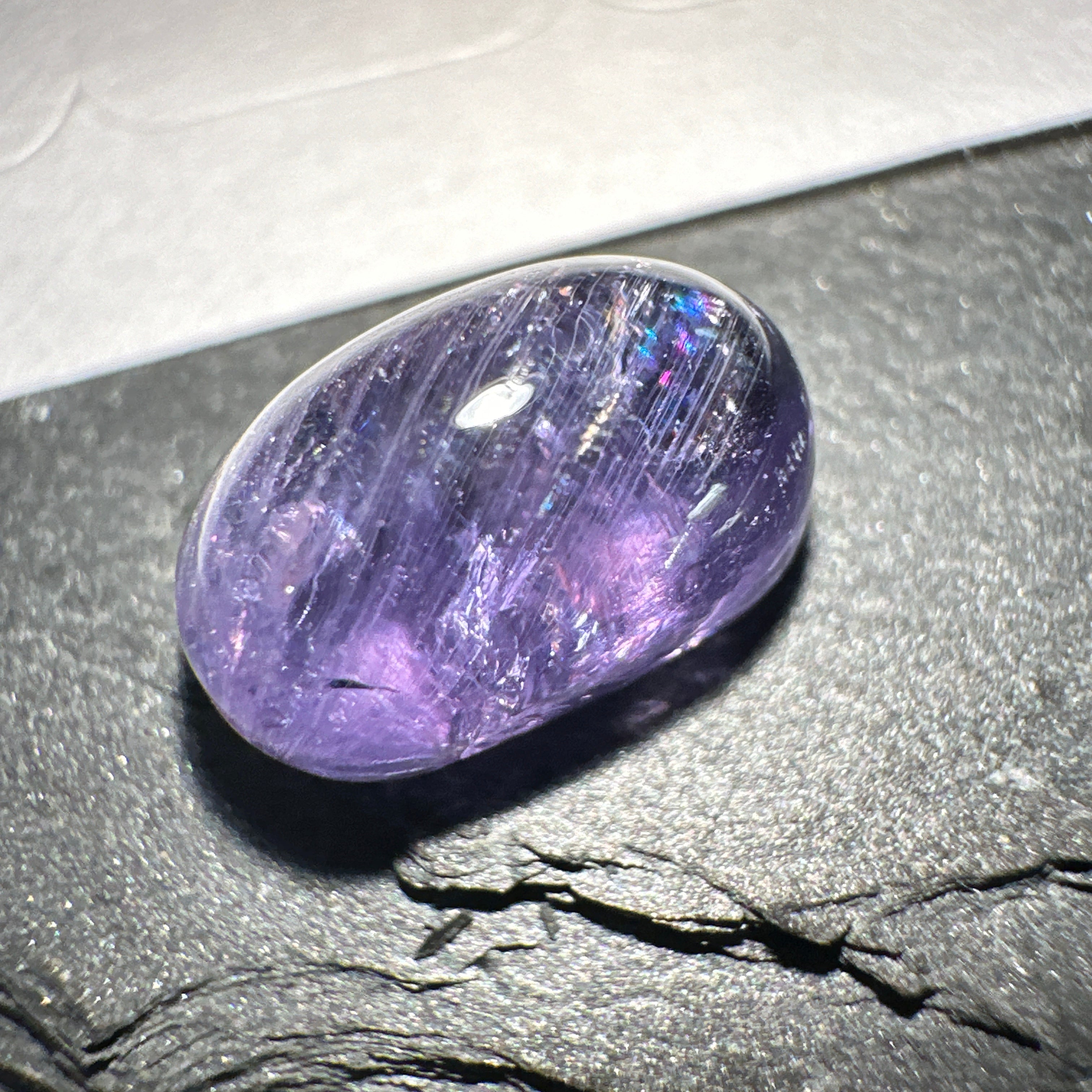 Colour Change Sapphire Cabochon, 3.46ct, Umba Valley, Tanzania. Untreated Unheated.