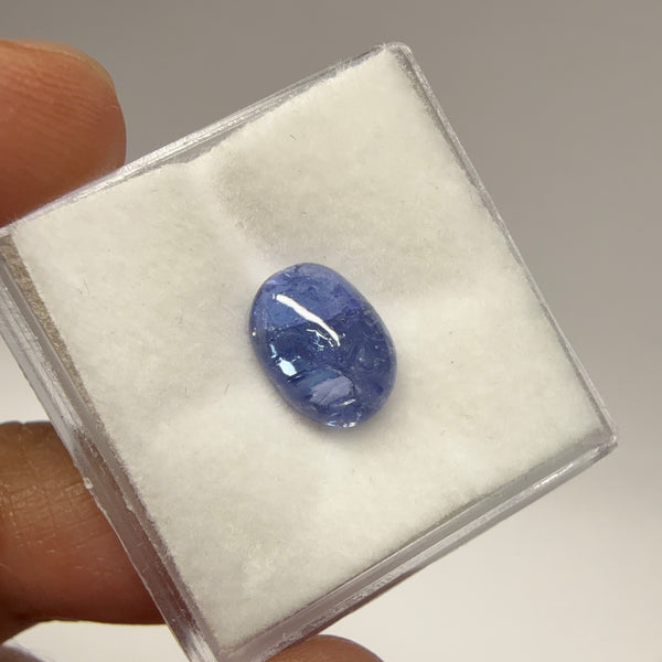 Tanzanite cabochon, 3.23ct, Tanzania, gently heated